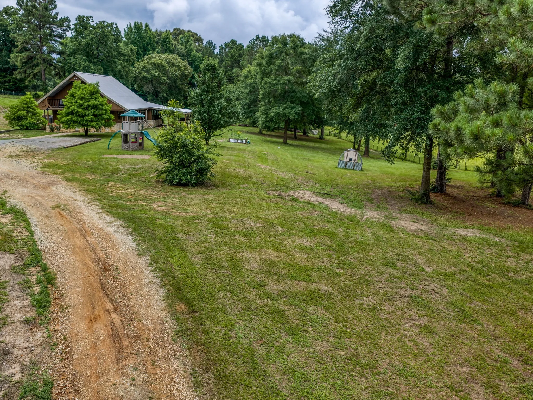 Single Family Residence For Sale in Cherokee County , 4240 County Road 2107, Rusk, Texas 75785, 3 Bedroom, 2 Bathroom, Garage spaces, 3,206 Sqft, built in 2016, mls#21317283, Real Estate Agent in Rusk, Homes For Sale in Cherokee county, Homes For Sale in Rusk, Realtor in Rusk Texas, Real Estate Brokerage Independent Realty Texas, Luminita Cordes Realtor