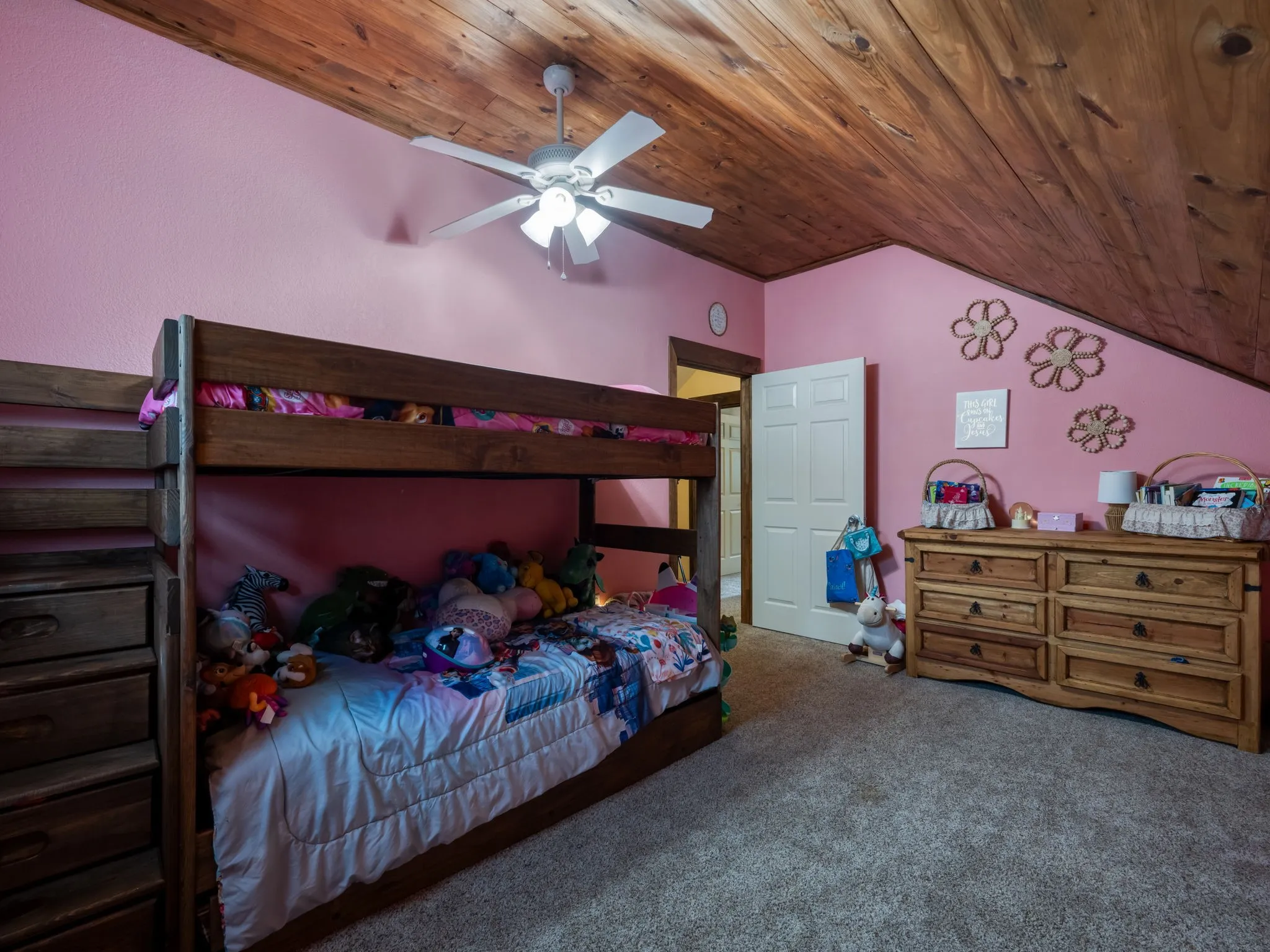 Single Family Residence For Sale in Cherokee County , 4240 County Road 2107, Rusk, Texas 75785, 3 Bedroom, 2 Bathroom, Garage spaces, 3,206 Sqft, built in 2016, mls#21317283, Real Estate Agent in Rusk, Homes For Sale in Cherokee county, Homes For Sale in Rusk, Realtor in Rusk Texas, Real Estate Brokerage Independent Realty Texas, Luminita Cordes Realtor