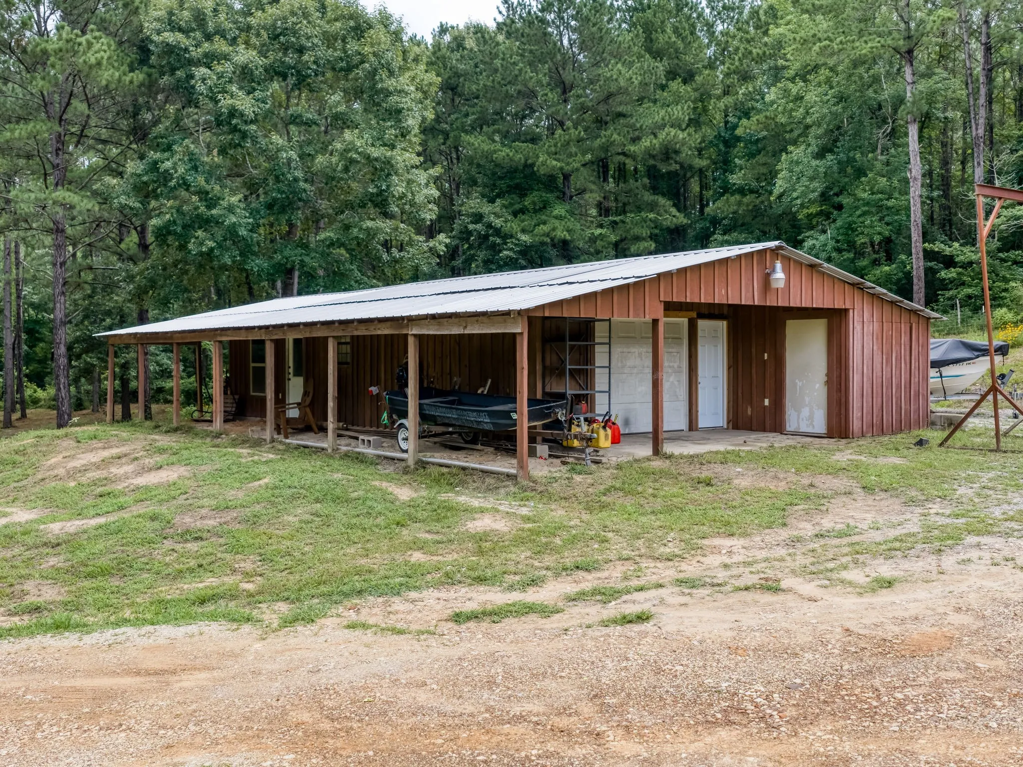 Single Family Residence For Sale in Cherokee County , 4240 County Road 2107, Rusk, Texas 75785, 3 Bedroom, 2 Bathroom, Garage spaces, 3,206 Sqft, built in 2016, mls#21317283, Real Estate Agent in Rusk, Homes For Sale in Cherokee county, Homes For Sale in Rusk, Realtor in Rusk Texas, Real Estate Brokerage Independent Realty Texas, Luminita Cordes Realtor