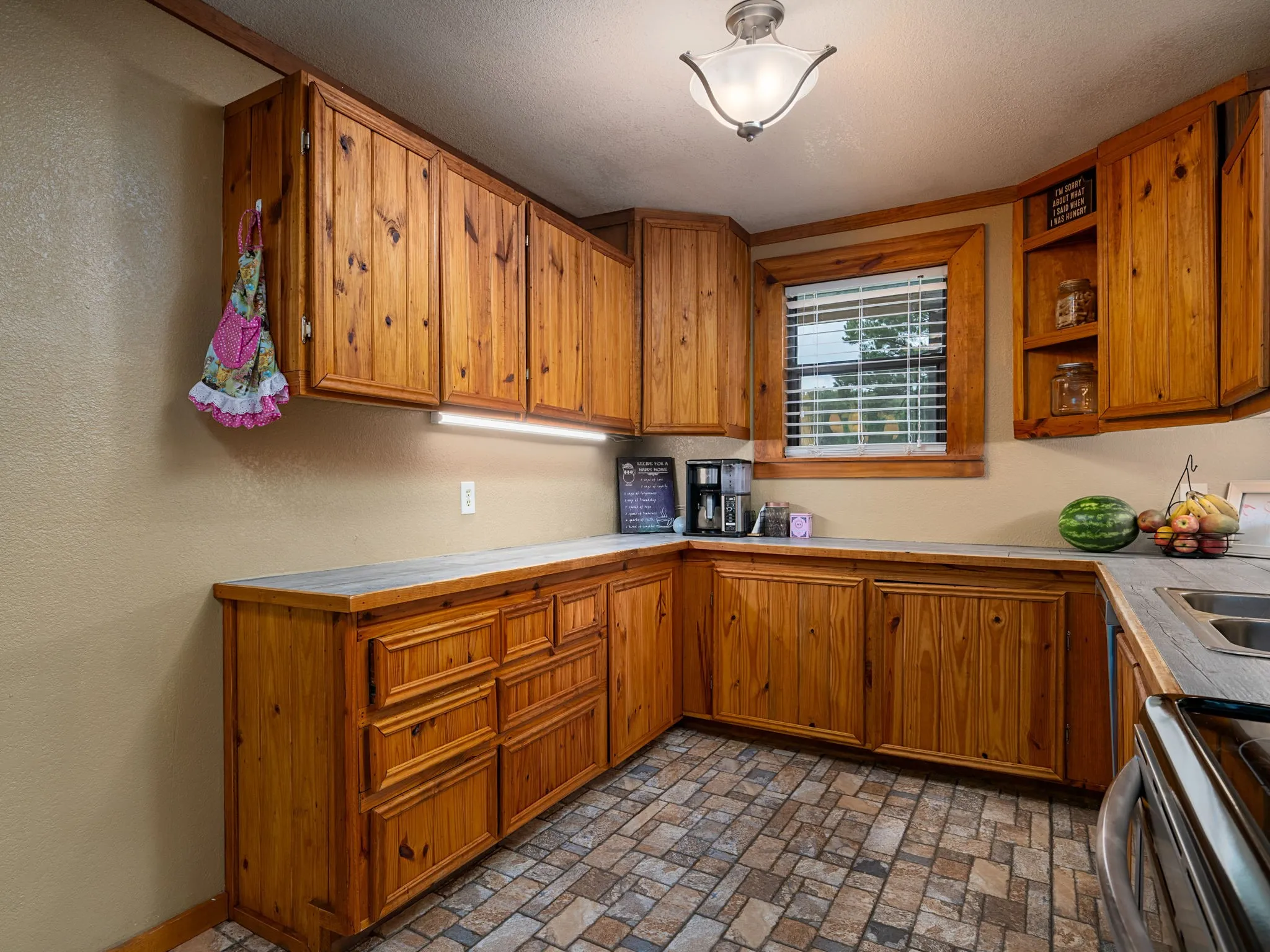 Single Family Residence For Sale in Cherokee County , 4240 County Road 2107, Rusk, Texas 75785, 3 Bedroom, 2 Bathroom, Garage spaces, 3,206 Sqft, built in 2016, mls#21317283, Real Estate Agent in Rusk, Homes For Sale in Cherokee county, Homes For Sale in Rusk, Realtor in Rusk Texas, Real Estate Brokerage Independent Realty Texas, Luminita Cordes Realtor