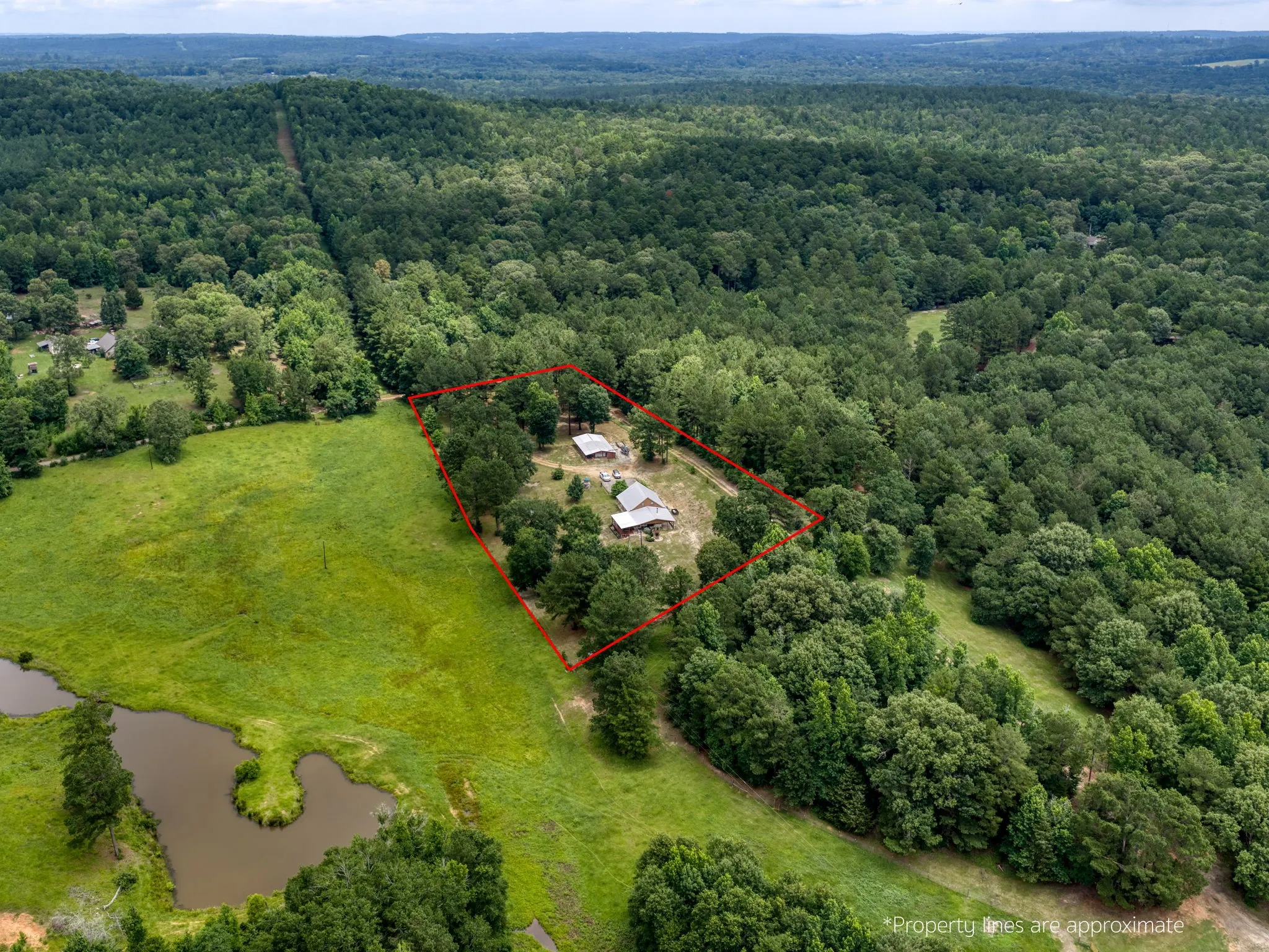 Single Family Residence For Sale in Cherokee County , 4240 County Road 2107, Rusk, Texas 75785, 3 Bedroom, 2 Bathroom, Garage spaces, 3,206 Sqft, built in 2016, mls#21317283, Real Estate Agent in Rusk, Homes For Sale in Cherokee county, Homes For Sale in Rusk, Realtor in Rusk Texas, Real Estate Brokerage Independent Realty Texas, Luminita Cordes Realtor