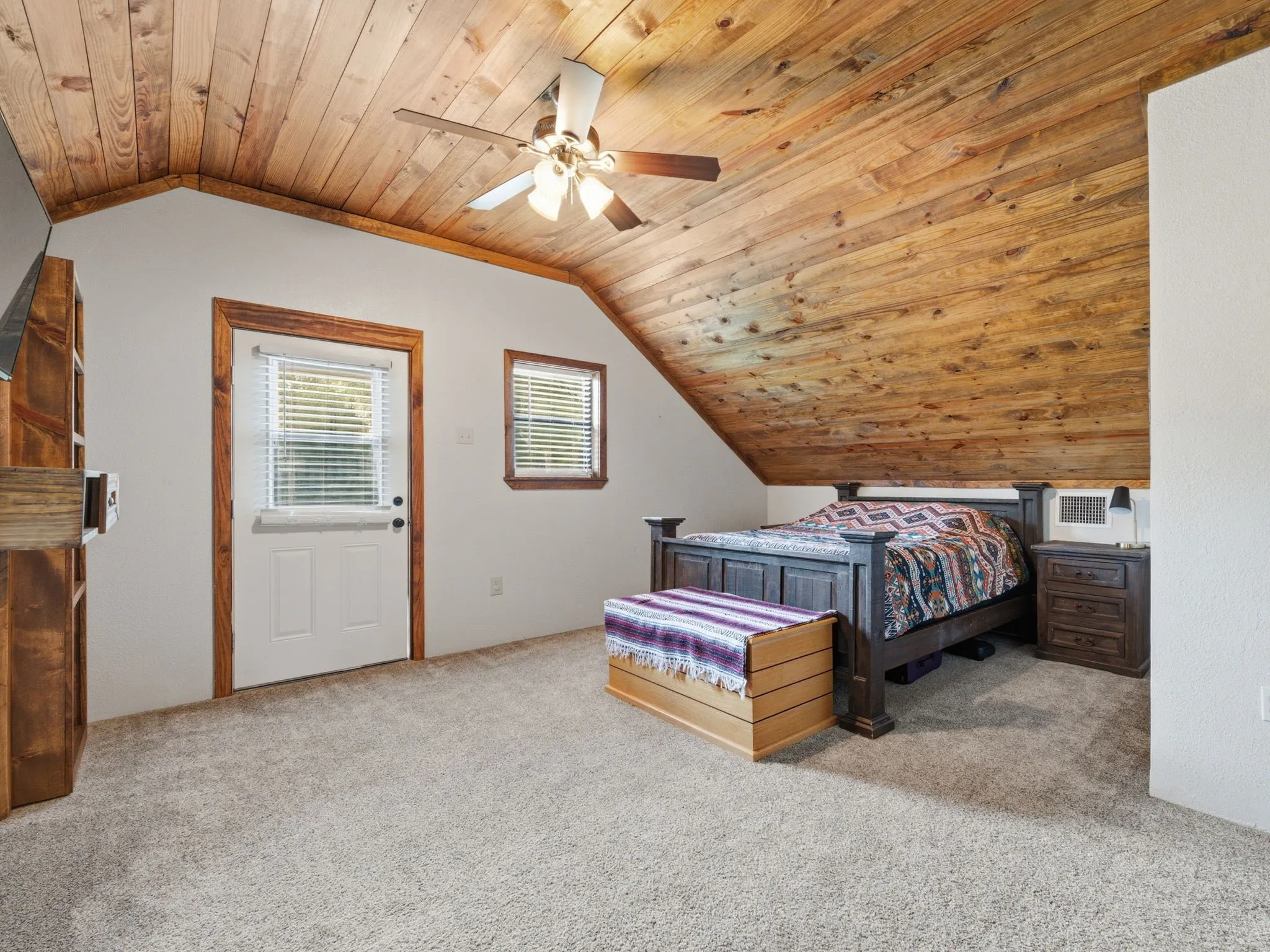 Single Family Residence For Sale in Cherokee County , 4240 County Road 2107, Rusk, Texas 75785, 3 Bedroom, 2 Bathroom, Garage spaces, 3,206 Sqft, built in 2016, mls#21317283, Real Estate Agent in Rusk, Homes For Sale in Cherokee county, Homes For Sale in Rusk, Realtor in Rusk Texas, Real Estate Brokerage Independent Realty Texas, Luminita Cordes Realtor