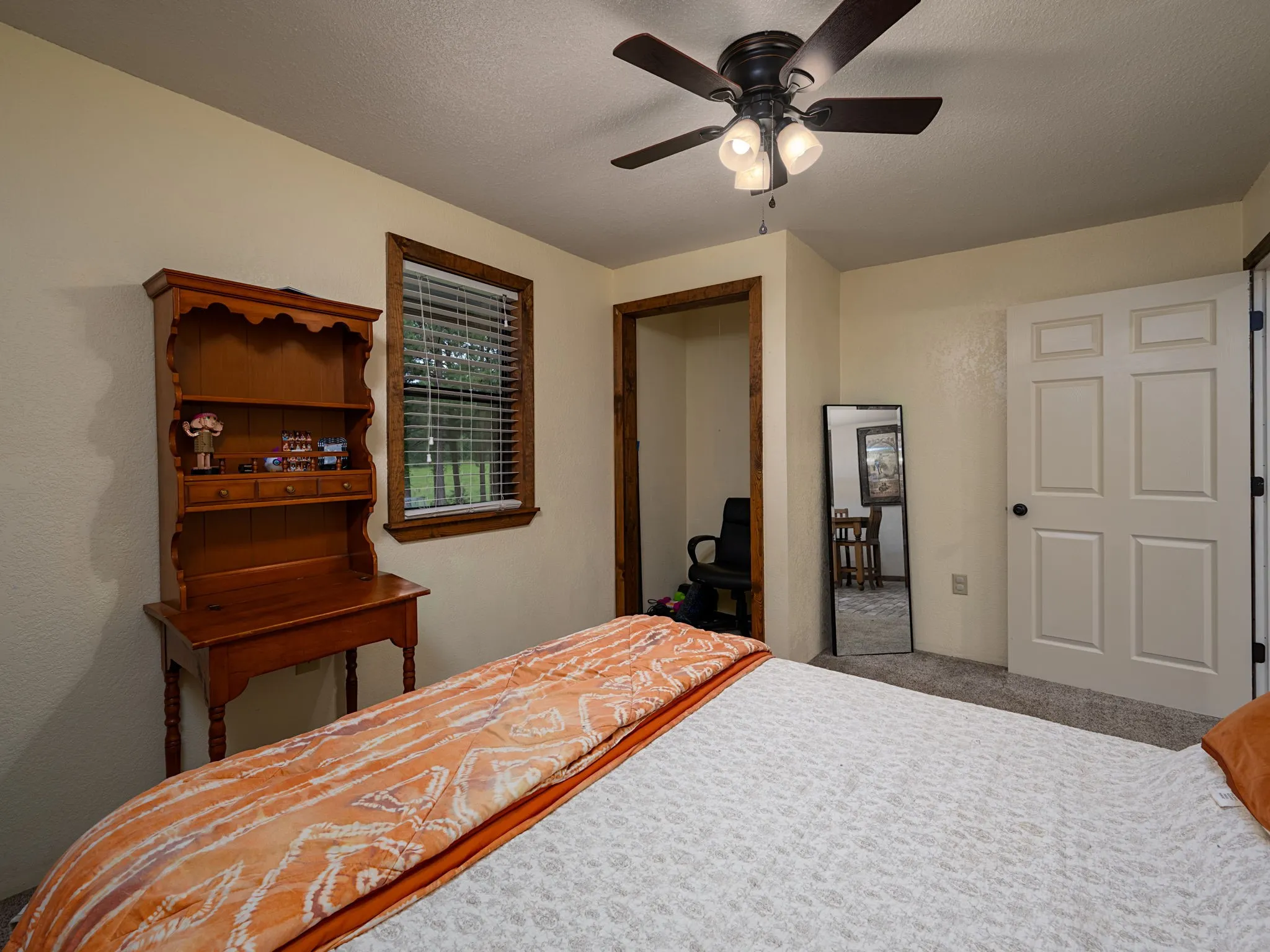 Single Family Residence For Sale in Cherokee County , 4240 County Road 2107, Rusk, Texas 75785, 3 Bedroom, 2 Bathroom, Garage spaces, 3,206 Sqft, built in 2016, mls#21317283, Real Estate Agent in Rusk, Homes For Sale in Cherokee county, Homes For Sale in Rusk, Realtor in Rusk Texas, Real Estate Brokerage Independent Realty Texas, Luminita Cordes Realtor