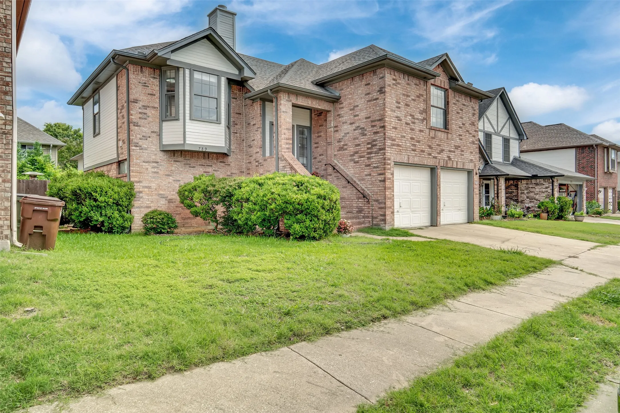 Single Family Residence For Sale in Collin County , 789 Eiffel Drive, Plano, Texas 75023, 4 Bedroom, 3 Bathroom, 2 Garage spaces, 2,016 Sqft, built in 1990, mls#21319089, Real Estate Agent in Plano, Homes For Sale in Collin county, Homes For Sale in Plano, Realtor in Plano Texas, Real Estate Brokerage Independent Realty Texas, Luminita Cordes Realtor
