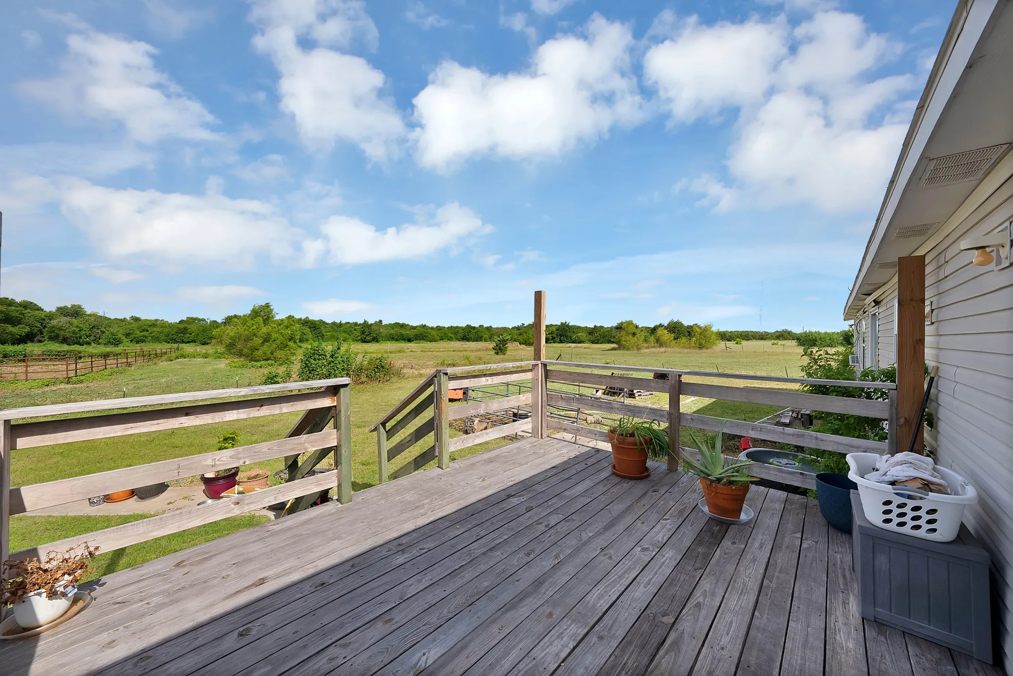 Manufactured Home For Sale in Collin County , 1528 County Road 697, Farmersville, Texas 75442, 4 Bedroom, 3 Bathroom, Garage spaces, 2,128 Sqft, built in 2001, mls#21318547, Real Estate Agent in Farmersville, Homes For Sale in Collin county, Homes For Sale in Farmersville, Realtor in Farmersville Texas, Real Estate Brokerage Independent Realty Texas, Luminita Cordes Realtor