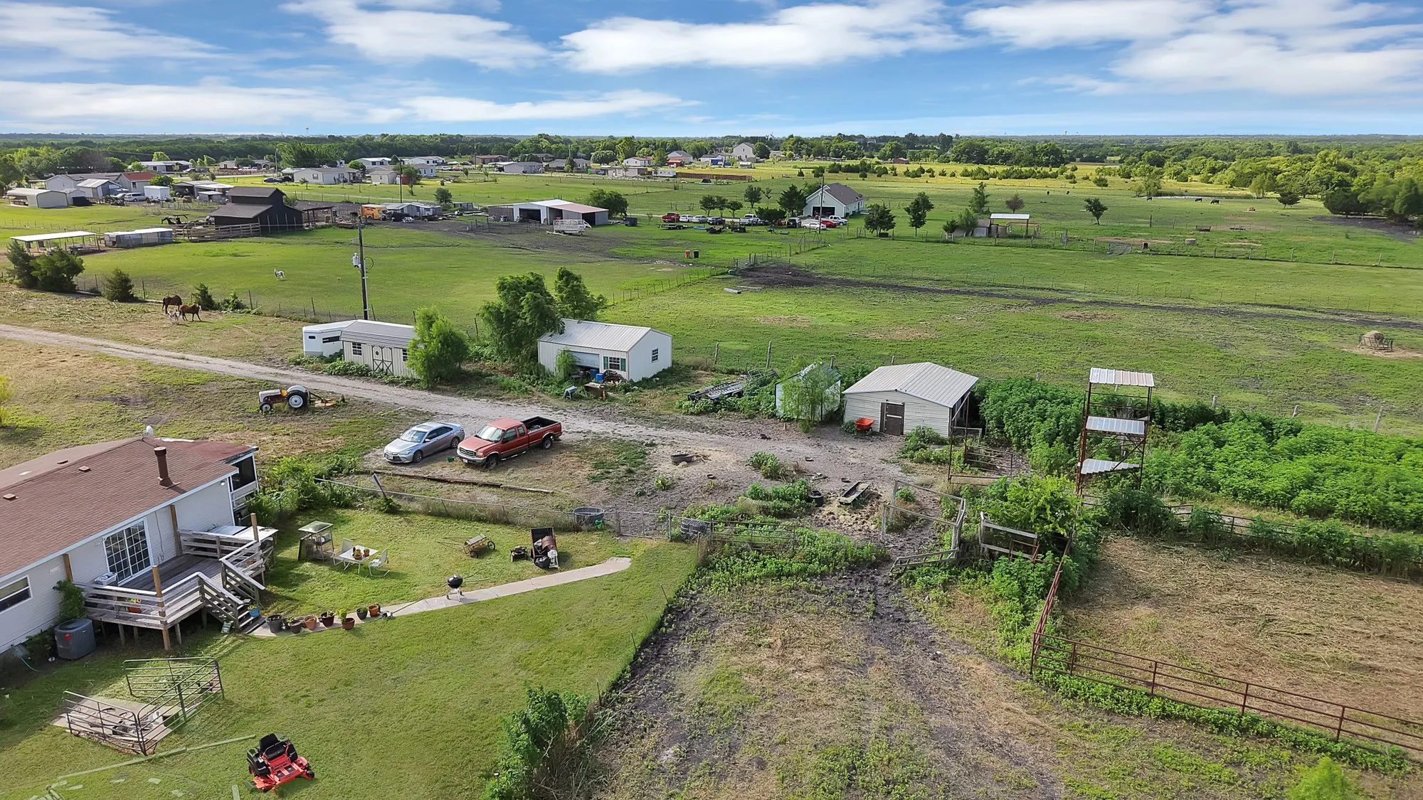 Manufactured Home For Sale in Collin County , 1528 County Road 697, Farmersville, Texas 75442, 4 Bedroom, 3 Bathroom, Garage spaces, 2,128 Sqft, built in 2001, mls#21318547, Real Estate Agent in Farmersville, Homes For Sale in Collin county, Homes For Sale in Farmersville, Realtor in Farmersville Texas, Real Estate Brokerage Independent Realty Texas, Luminita Cordes Realtor