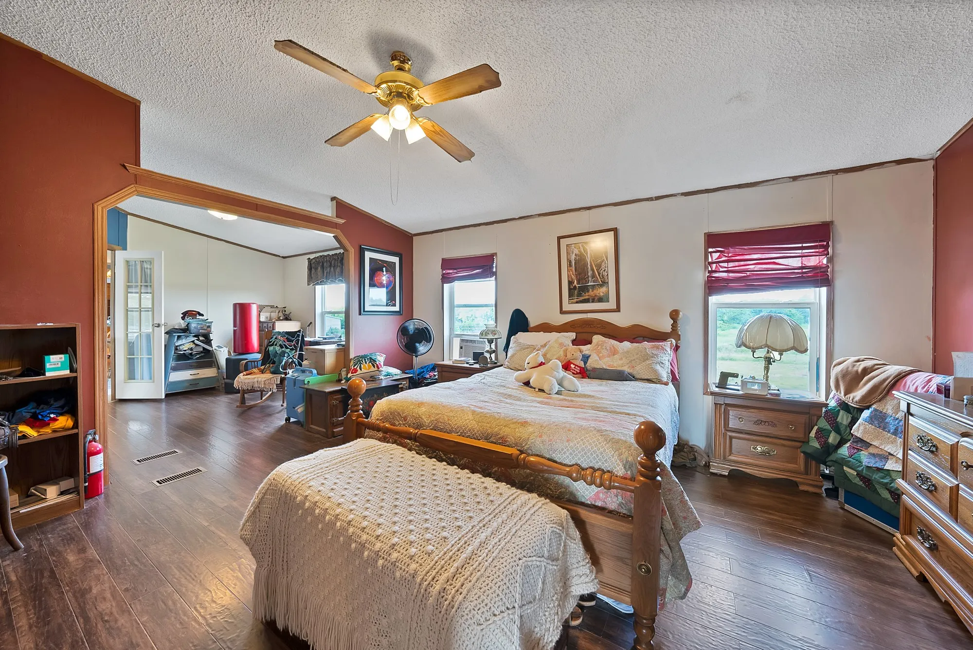 Manufactured Home For Sale in Collin County , 1528 County Road 697, Farmersville, Texas 75442, 4 Bedroom, 3 Bathroom, Garage spaces, 2,128 Sqft, built in 2001, mls#21318547, Real Estate Agent in Farmersville, Homes For Sale in Collin county, Homes For Sale in Farmersville, Realtor in Farmersville Texas, Real Estate Brokerage Independent Realty Texas, Luminita Cordes Realtor