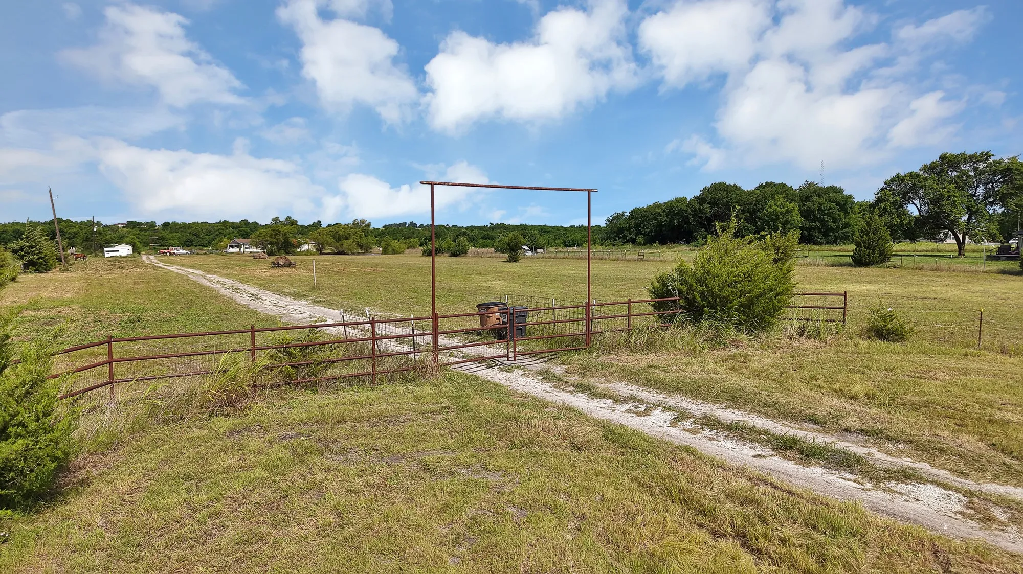Manufactured Home For Sale in Collin County , 1528 County Road 697, Farmersville, Texas 75442, 4 Bedroom, 3 Bathroom, Garage spaces, 2,128 Sqft, built in 2001, mls#21318547, Real Estate Agent in Farmersville, Homes For Sale in Collin county, Homes For Sale in Farmersville, Realtor in Farmersville Texas, Real Estate Brokerage Independent Realty Texas, Luminita Cordes Realtor