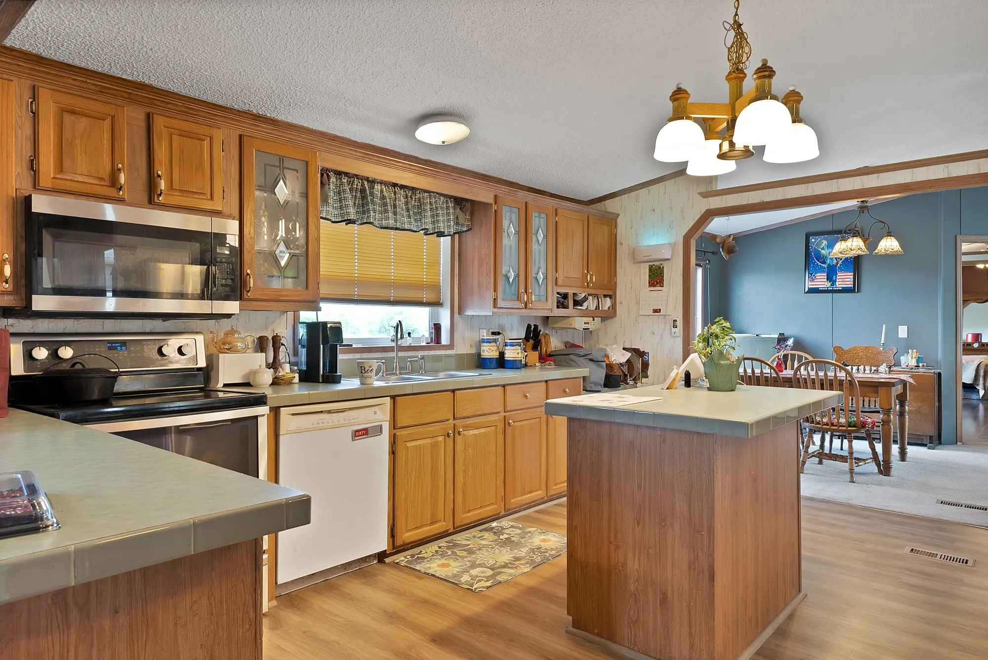 Manufactured Home For Sale in Collin County , 1528 County Road 697, Farmersville, Texas 75442, 4 Bedroom, 3 Bathroom, Garage spaces, 2,128 Sqft, built in 2001, mls#21318547, Real Estate Agent in Farmersville, Homes For Sale in Collin county, Homes For Sale in Farmersville, Realtor in Farmersville Texas, Real Estate Brokerage Independent Realty Texas, Luminita Cordes Realtor