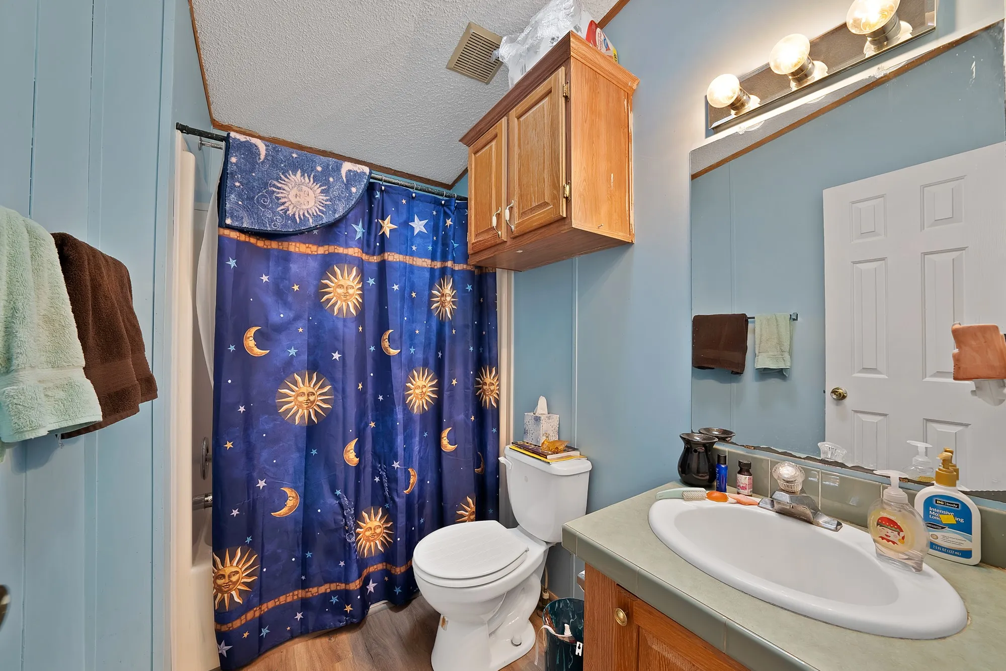 Manufactured Home For Sale in Collin County , 1528 County Road 697, Farmersville, Texas 75442, 4 Bedroom, 3 Bathroom, Garage spaces, 2,128 Sqft, built in 2001, mls#21318547, Real Estate Agent in Farmersville, Homes For Sale in Collin county, Homes For Sale in Farmersville, Realtor in Farmersville Texas, Real Estate Brokerage Independent Realty Texas, Luminita Cordes Realtor