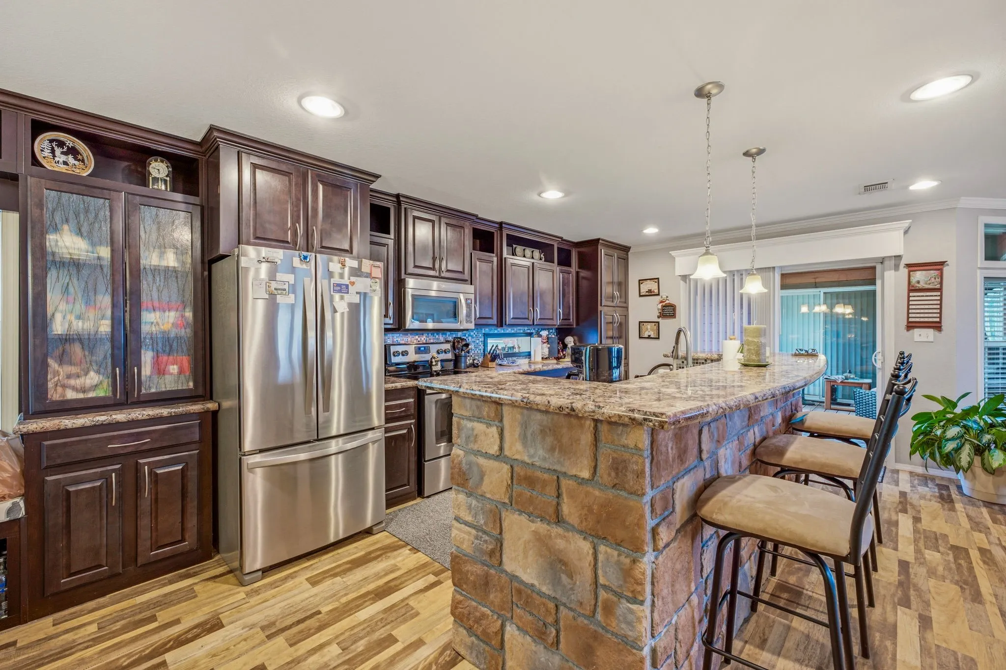 Mobile Home For Sale in Hood County , 2914 Oak Court, Granbury, Texas 76048, 4 Bedroom, 2 Bathroom, Garage spaces, 2,252 Sqft, built in 2014, mls#21319113, Real Estate Agent in Granbury, Homes For Sale in Hood county, Homes For Sale in Granbury, Realtor in Granbury Texas, Real Estate Brokerage Independent Realty Texas, Luminita Cordes Realtor