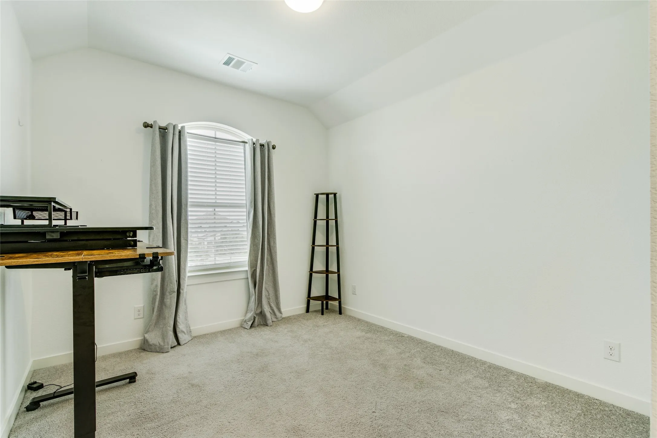 Single Family Residence For Sale in Denton County , 2412 Elm Place, Northlake, Texas 76247, 3 Bedroom, 3 Bathroom, 2 Garage spaces, 1,969 Sqft, built in 2019, mls#21314972, Real Estate Agent in Northlake, Homes For Sale in Denton county, Homes For Sale in Northlake, Realtor in Northlake Texas, Real Estate Brokerage Independent Realty Texas, Luminita Cordes Realtor