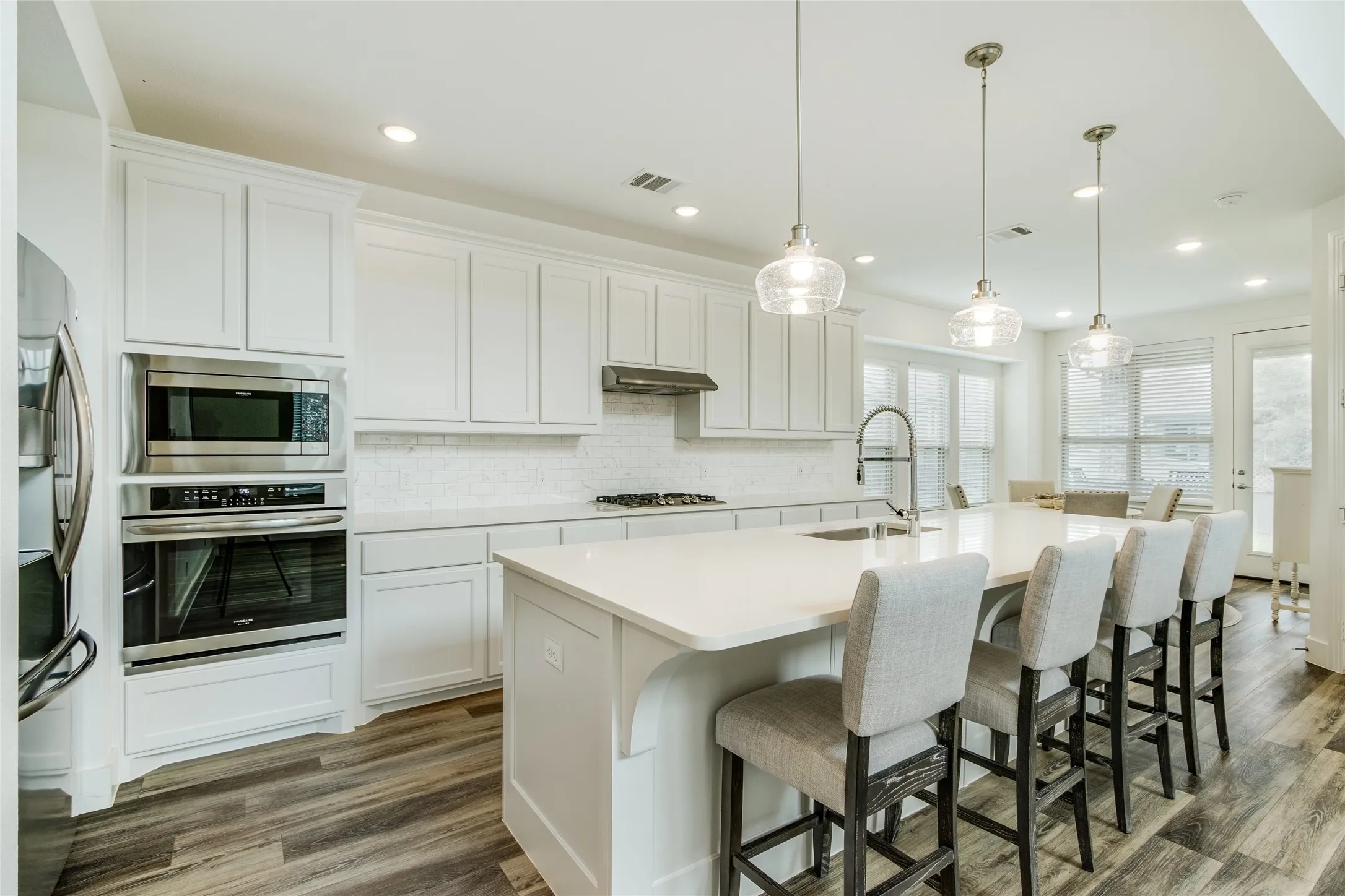 Single Family Residence For Sale in Denton County , 2412 Elm Place, Northlake, Texas 76247, 3 Bedroom, 3 Bathroom, 2 Garage spaces, 1,969 Sqft, built in 2019, mls#21314972, Real Estate Agent in Northlake, Homes For Sale in Denton county, Homes For Sale in Northlake, Realtor in Northlake Texas, Real Estate Brokerage Independent Realty Texas, Luminita Cordes Realtor