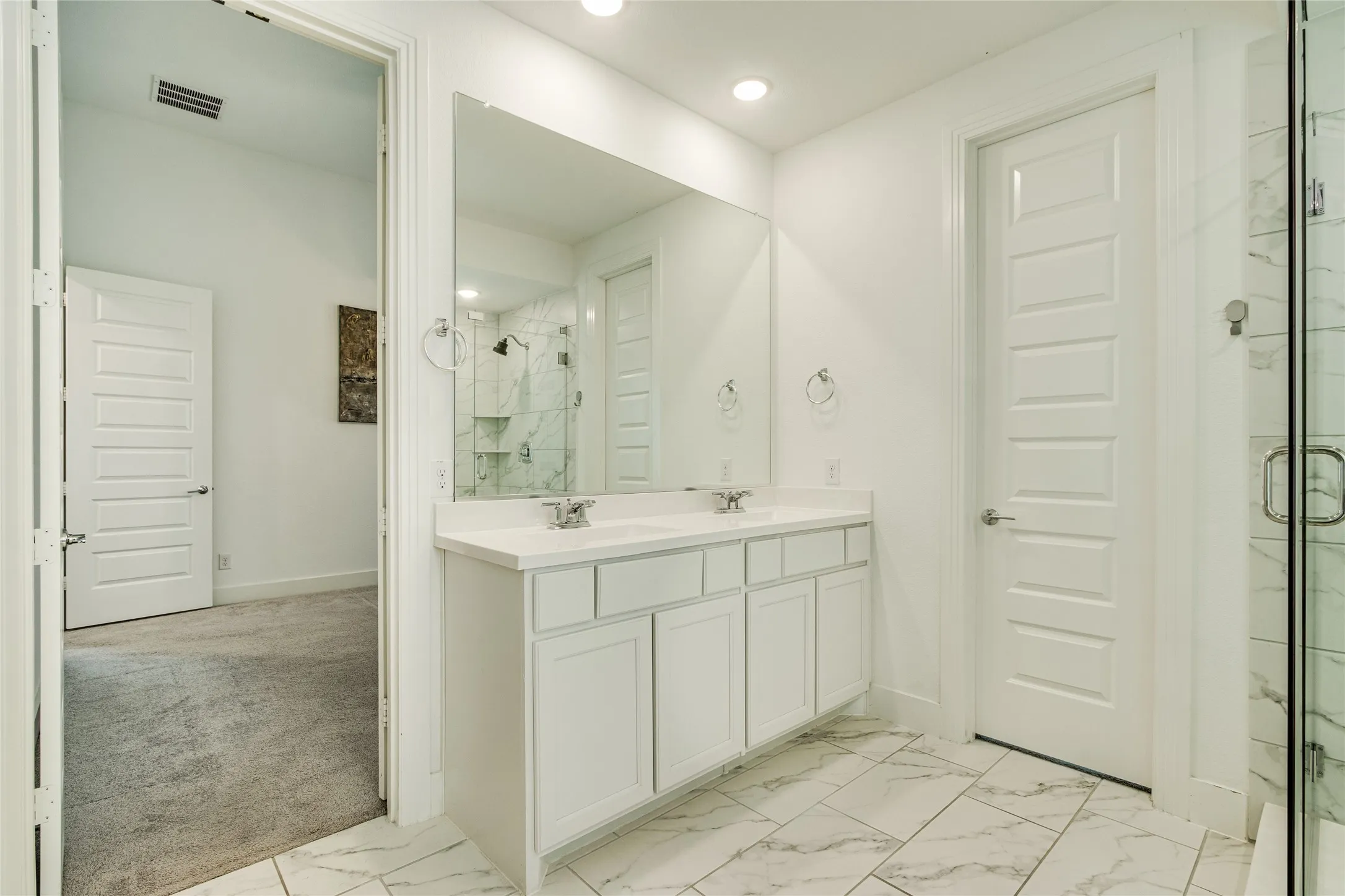 Single Family Residence For Sale in Denton County , 2412 Elm Place, Northlake, Texas 76247, 3 Bedroom, 3 Bathroom, 2 Garage spaces, 1,969 Sqft, built in 2019, mls#21314972, Real Estate Agent in Northlake, Homes For Sale in Denton county, Homes For Sale in Northlake, Realtor in Northlake Texas, Real Estate Brokerage Independent Realty Texas, Luminita Cordes Realtor