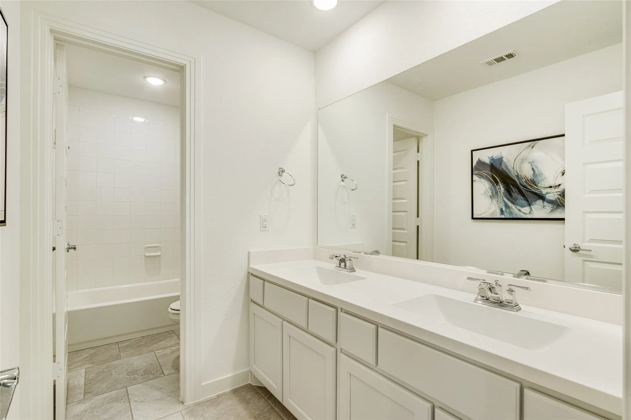 Single Family Residence For Sale in Denton County , 2412 Elm Place, Northlake, Texas 76247, 3 Bedroom, 3 Bathroom, 2 Garage spaces, 1,969 Sqft, built in 2019, mls#21314972, Real Estate Agent in Northlake, Homes For Sale in Denton county, Homes For Sale in Northlake, Realtor in Northlake Texas, Real Estate Brokerage Independent Realty Texas, Luminita Cordes Realtor