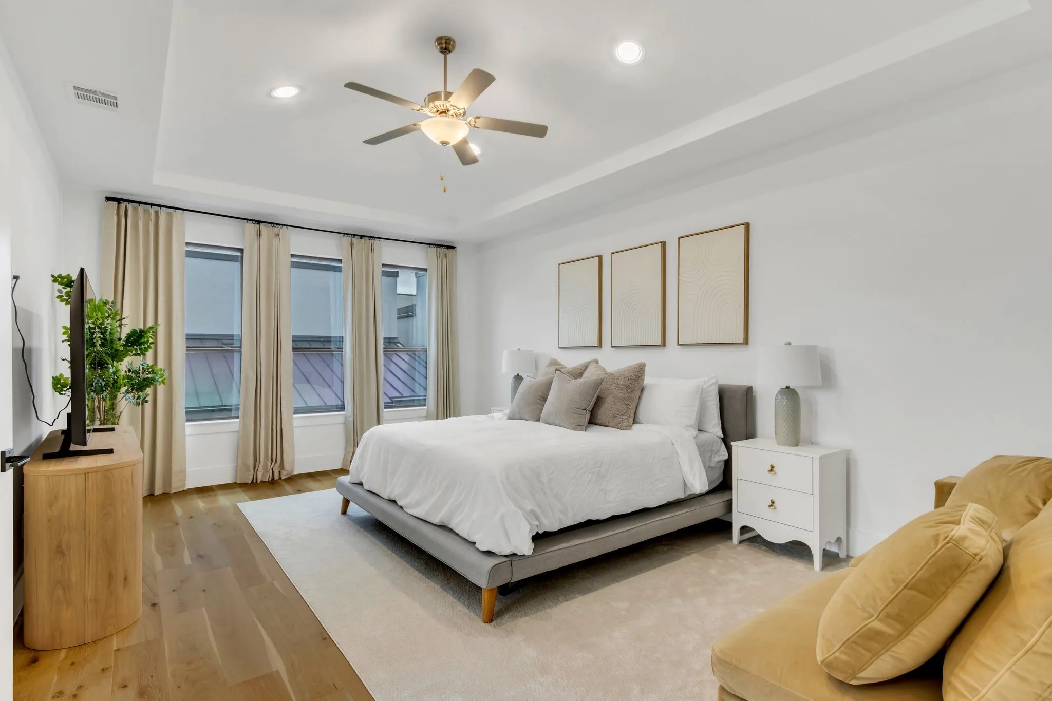 Single Family Residence For Rent in Collin County , 7828 Secluded Avenue, Plano, Texas 75024, 3 Bedroom, 4 Bathroom, 2 Garage spaces, 3,052 Sqft, built in 2021, mls#21319151, Real Estate Agent in Plano, Homes For Rent in Collin county, Homes For Rent in Plano, Realtor in Plano Texas, Real Estate Brokerage Independent Realty Texas, Luminita Cordes Realtor