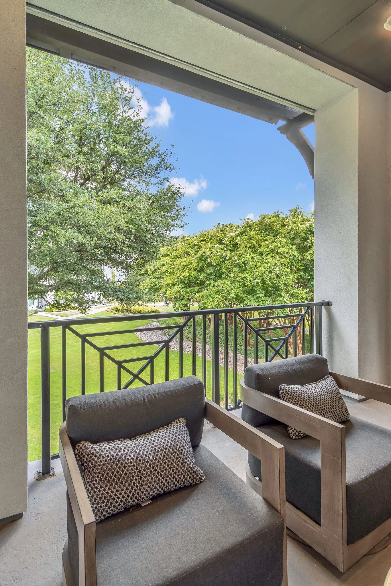Single Family Residence For Rent in Collin County , 7828 Secluded Avenue, Plano, Texas 75024, 3 Bedroom, 4 Bathroom, 2 Garage spaces, 3,052 Sqft, built in 2021, mls#21319151, Real Estate Agent in Plano, Homes For Rent in Collin county, Homes For Rent in Plano, Realtor in Plano Texas, Real Estate Brokerage Independent Realty Texas, Luminita Cordes Realtor