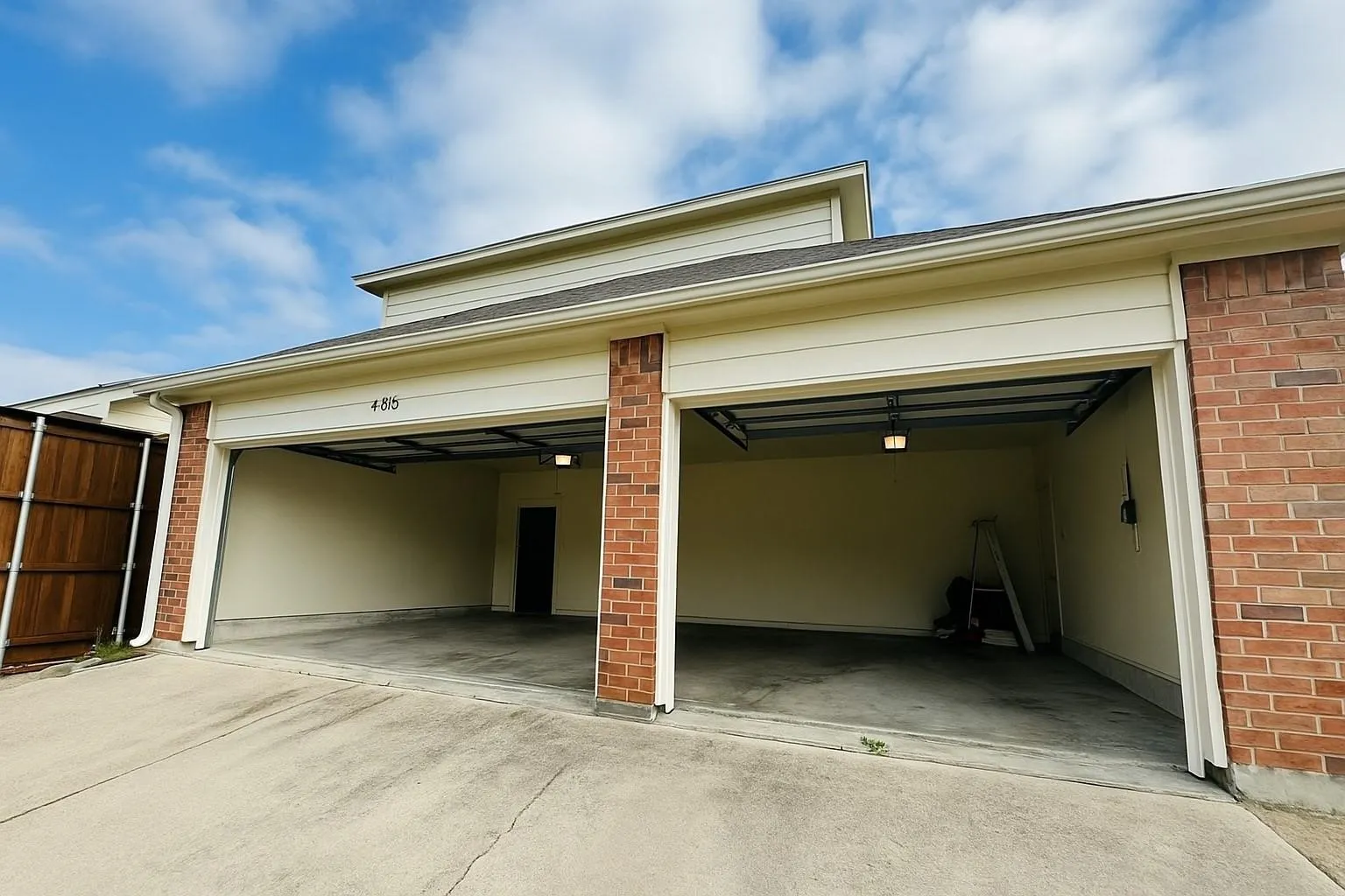 Single Family Residence For Rent in Collin County , 4605 Stargazer Drive, Plano, Texas 75024, 5 Bedroom, 4 Bathroom, 3 Garage spaces, 3,795 Sqft, built in 2002, mls#21317517, Real Estate Agent in Plano, Homes For Rent in Collin county, Homes For Rent in Plano, Realtor in Plano Texas, Real Estate Brokerage Independent Realty Texas, Luminita Cordes Realtor