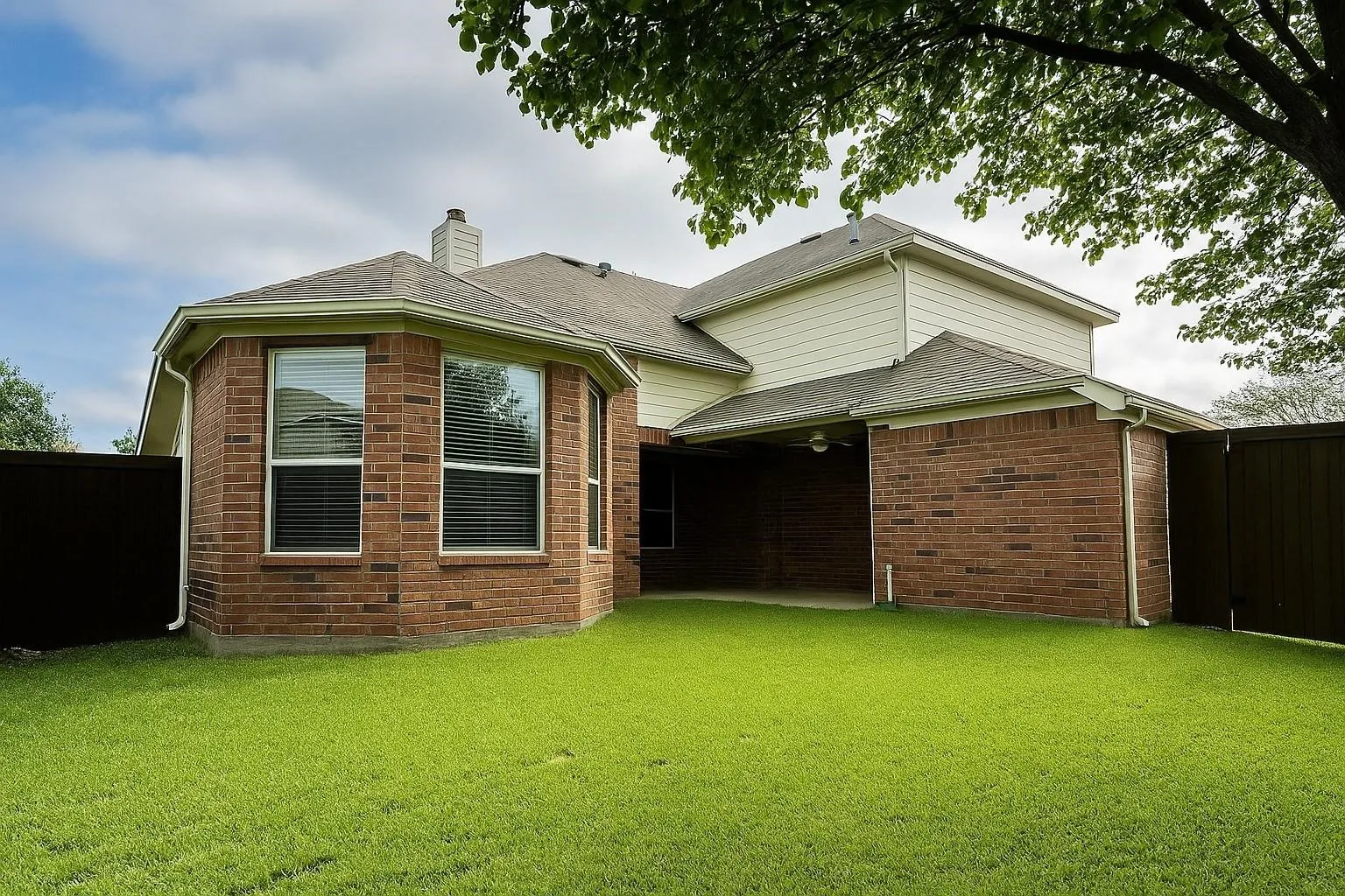 Single Family Residence For Rent in Collin County , 4605 Stargazer Drive, Plano, Texas 75024, 5 Bedroom, 4 Bathroom, 3 Garage spaces, 3,795 Sqft, built in 2002, mls#21317517, Real Estate Agent in Plano, Homes For Rent in Collin county, Homes For Rent in Plano, Realtor in Plano Texas, Real Estate Brokerage Independent Realty Texas, Luminita Cordes Realtor