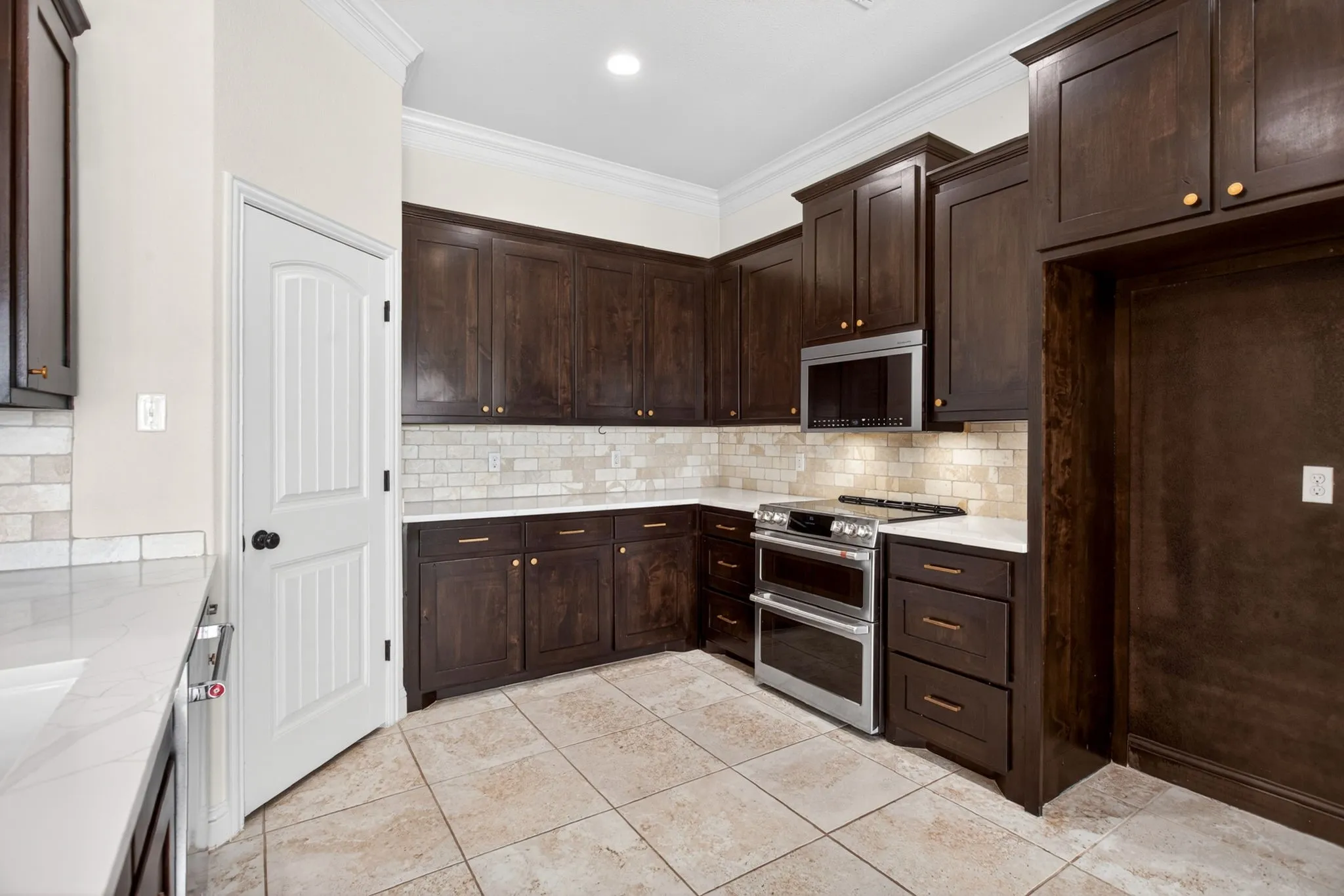 Single Family Residence For Sale in Johnson County , 7320 Spring Ranch Court, Godley, Texas 76044, 4 Bedroom, 3 Bathroom, 3 Garage spaces, 2,354 Sqft, built in 2016, mls#21317311, Real Estate Agent in Godley, Homes For Sale in Johnson county, Homes For Sale in Godley, Realtor in Godley Texas, Real Estate Brokerage Independent Realty Texas, Luminita Cordes Realtor