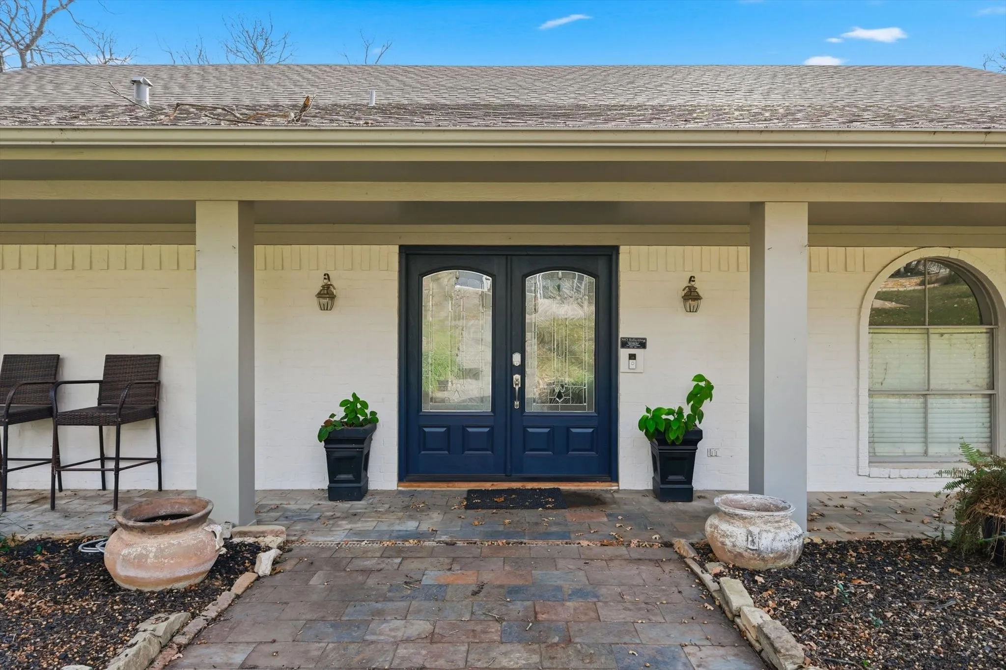 Single Family Residence For Sale in Tarrant County , 2703 Chinquapin Oak Lane, Arlington, Texas 76012, 4 Bedroom, 4 Bathroom, 2 Garage spaces, 3,191 Sqft, built in 1972, mls#21319157, Real Estate Agent in Arlington, Homes For Sale in Tarrant county, Homes For Sale in Arlington, Realtor in Arlington Texas, Real Estate Brokerage Independent Realty Texas, Luminita Cordes Realtor