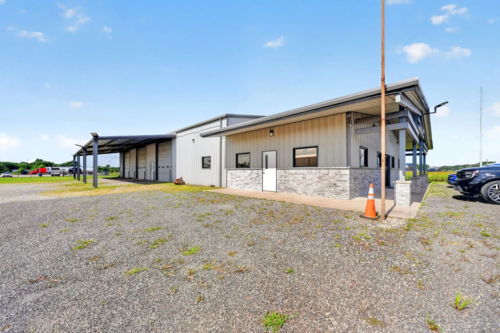 Industrial For Sale in Hunt County , 4612 County Road 2200, Greenville, Texas 75402, 0, 0, Garage spaces, 0 Sqft, built in 2015, Price $1,625,000, mls#21319169, Real Estate Agent in Greenville, Homes For Sale in Hunt county, Homes For Sale in Greenville, Realtor in Greenville Texas, Real Estate Brokerage Independent Realty Texas, Luminita Cordes Realtor