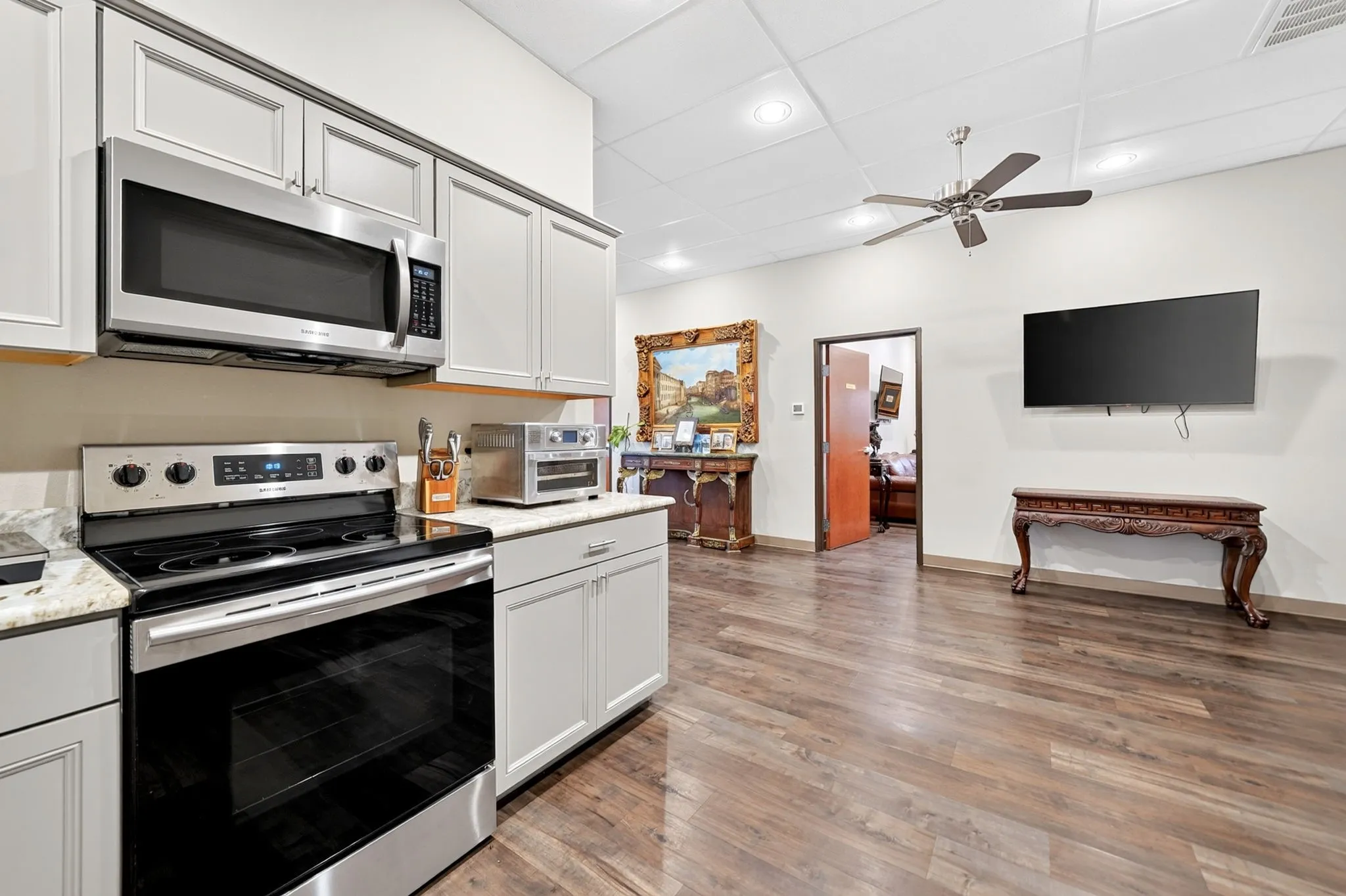 Industrial For Sale in Hunt County , 4612 County Road 2200, Greenville, Texas 75402, 0, 0, Garage spaces, 0 Sqft, built in 2015, Price $1,625,000, mls#21319169, Real Estate Agent in Greenville, Homes For Sale in Hunt county, Homes For Sale in Greenville, Realtor in Greenville Texas, Real Estate Brokerage Independent Realty Texas, Luminita Cordes Realtor