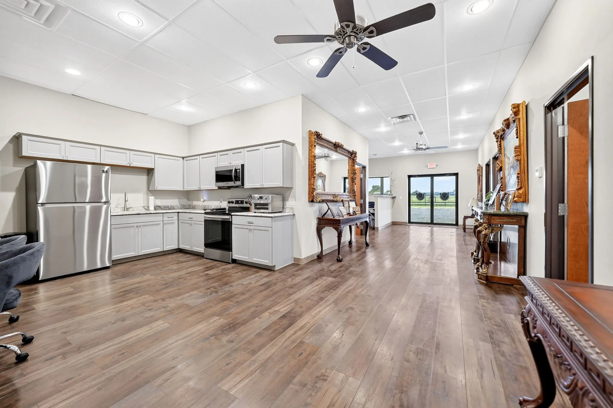Industrial For Sale in Hunt County , 4612 County Road 2200, Greenville, Texas 75402, 0, 0, Garage spaces, 0 Sqft, built in 2015, Price $1,625,000, mls#21319169, Real Estate Agent in Greenville, Homes For Sale in Hunt county, Homes For Sale in Greenville, Realtor in Greenville Texas, Real Estate Brokerage Independent Realty Texas, Luminita Cordes Realtor