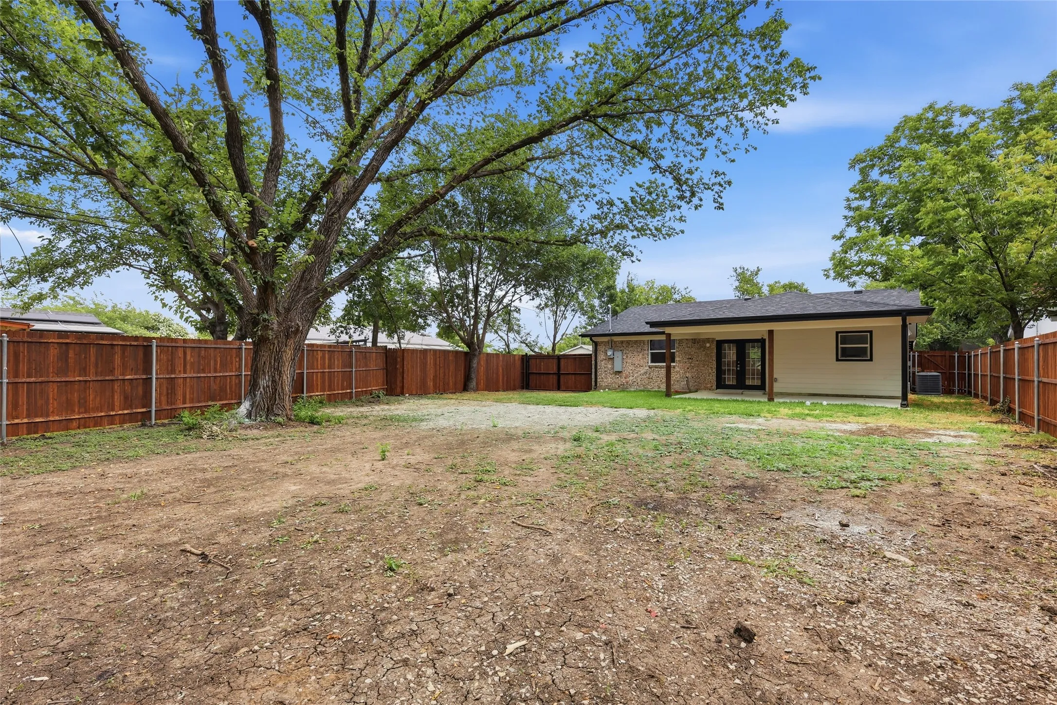 Single Family Residence For Sale in Tarrant County , 1791 Tyson Street, Blue Mound, Texas 76131, 3 Bedroom, 2 Bathroom, Garage spaces, 1,210 Sqft, built in 1970, mls#21319177, Real Estate Agent in Blue Mound, Homes For Sale in Tarrant county, Homes For Sale in Blue Mound, Realtor in Blue Mound Texas, Real Estate Brokerage Independent Realty Texas, Luminita Cordes Realtor