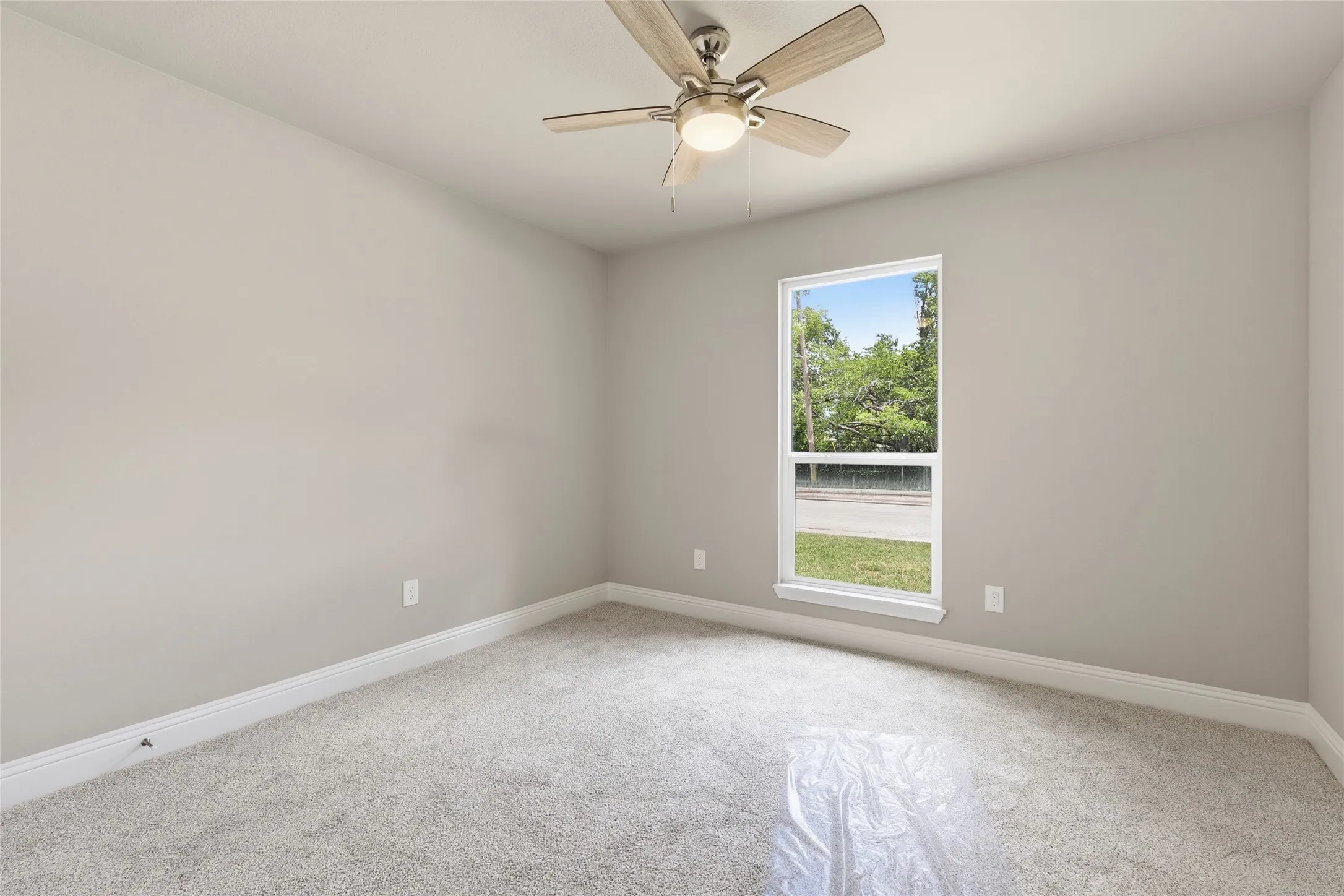 Single Family Residence For Sale in Tarrant County , 1791 Tyson Street, Blue Mound, Texas 76131, 3 Bedroom, 2 Bathroom, Garage spaces, 1,210 Sqft, built in 1970, mls#21319177, Real Estate Agent in Blue Mound, Homes For Sale in Tarrant county, Homes For Sale in Blue Mound, Realtor in Blue Mound Texas, Real Estate Brokerage Independent Realty Texas, Luminita Cordes Realtor
