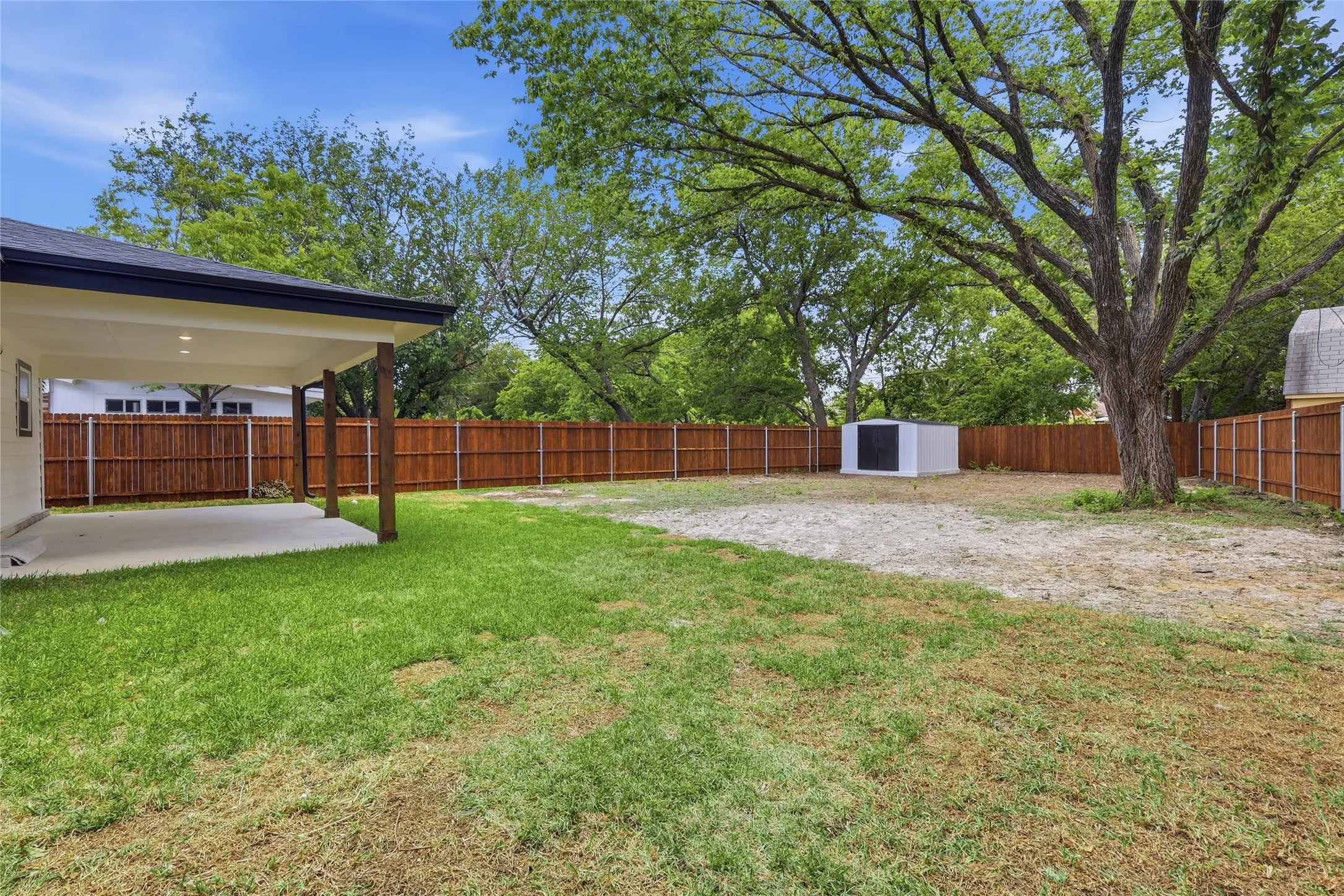 Single Family Residence For Sale in Tarrant County , 1791 Tyson Street, Blue Mound, Texas 76131, 3 Bedroom, 2 Bathroom, Garage spaces, 1,210 Sqft, built in 1970, mls#21319177, Real Estate Agent in Blue Mound, Homes For Sale in Tarrant county, Homes For Sale in Blue Mound, Realtor in Blue Mound Texas, Real Estate Brokerage Independent Realty Texas, Luminita Cordes Realtor