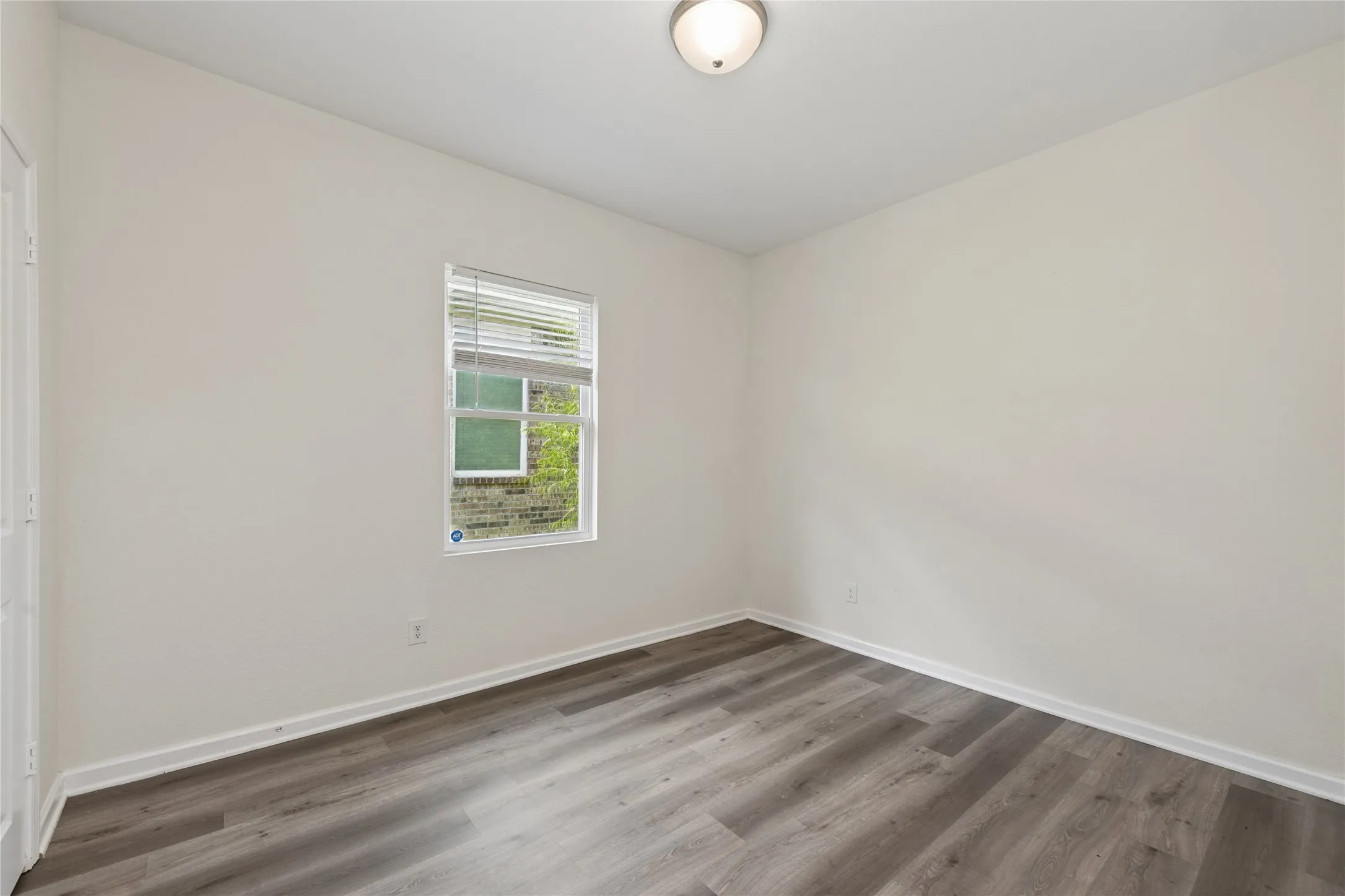 Single Family Residence For Sale in Kaufman County , 6311 Tropicana Lane, Forney, Texas 75126, 3 Bedroom, 2 Bathroom, 2 Garage spaces, 1,254 Sqft, built in 2021, mls#21319214, Real Estate Agent in Forney, Homes For Sale in Kaufman county, Homes For Sale in Forney, Realtor in Forney Texas, Real Estate Brokerage Independent Realty Texas, Luminita Cordes Realtor