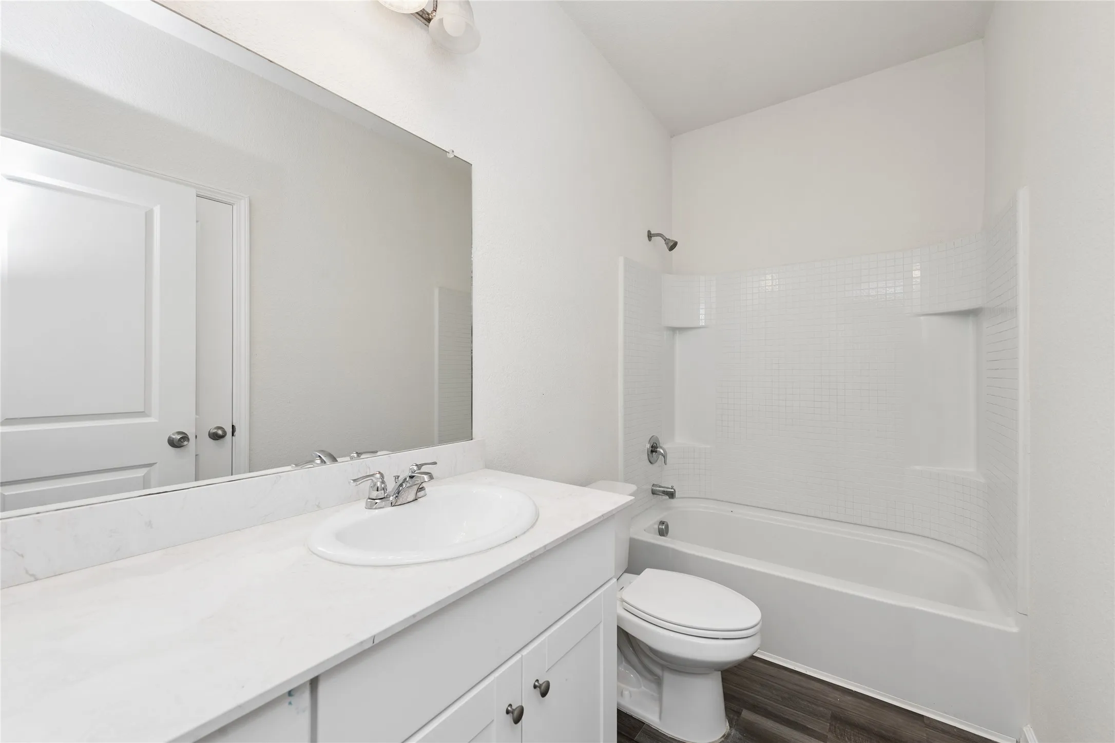 Single Family Residence For Sale in Kaufman County , 6311 Tropicana Lane, Forney, Texas 75126, 3 Bedroom, 2 Bathroom, 2 Garage spaces, 1,254 Sqft, built in 2021, mls#21319214, Real Estate Agent in Forney, Homes For Sale in Kaufman county, Homes For Sale in Forney, Realtor in Forney Texas, Real Estate Brokerage Independent Realty Texas, Luminita Cordes Realtor