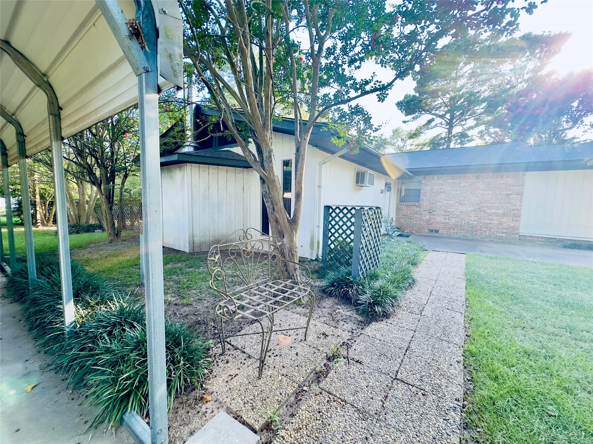 Single Family Residence For Sale in Wood County , 230 Scenic Loop, Hawkins, Texas 75765, 3 Bedroom, 2 Bathroom, Garage spaces, 1,627 Sqft, built in 0, mls#21319215, Real Estate Agent in Hawkins, Homes For Sale in Wood county, Homes For Sale in Hawkins, Realtor in Hawkins Texas, Real Estate Brokerage Independent Realty Texas, Luminita Cordes Realtor