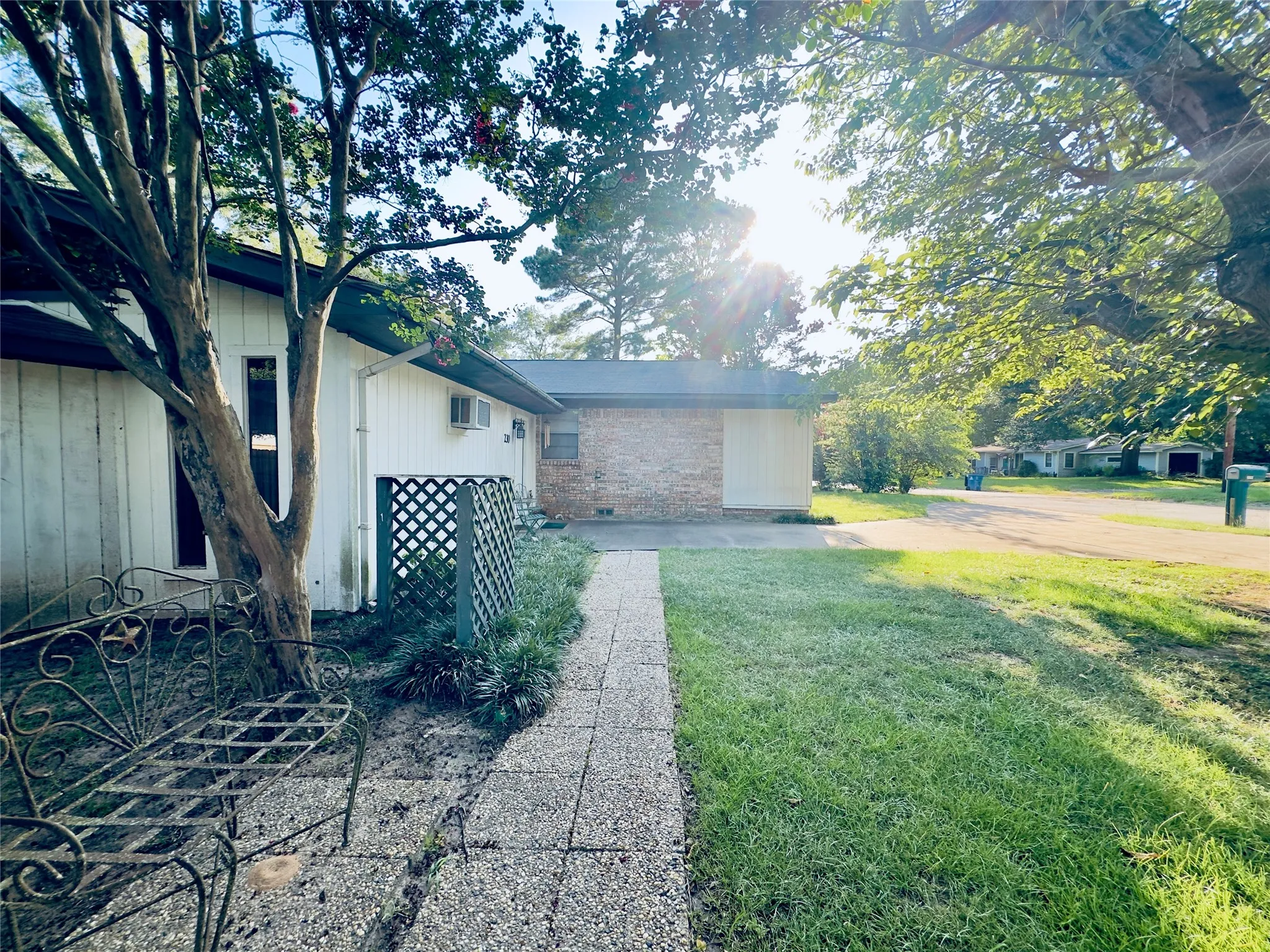 Single Family Residence For Sale in Wood County , 230 Scenic Loop, Hawkins, Texas 75765, 3 Bedroom, 2 Bathroom, Garage spaces, 1,627 Sqft, built in 0, mls#21319215, Real Estate Agent in Hawkins, Homes For Sale in Wood county, Homes For Sale in Hawkins, Realtor in Hawkins Texas, Real Estate Brokerage Independent Realty Texas, Luminita Cordes Realtor