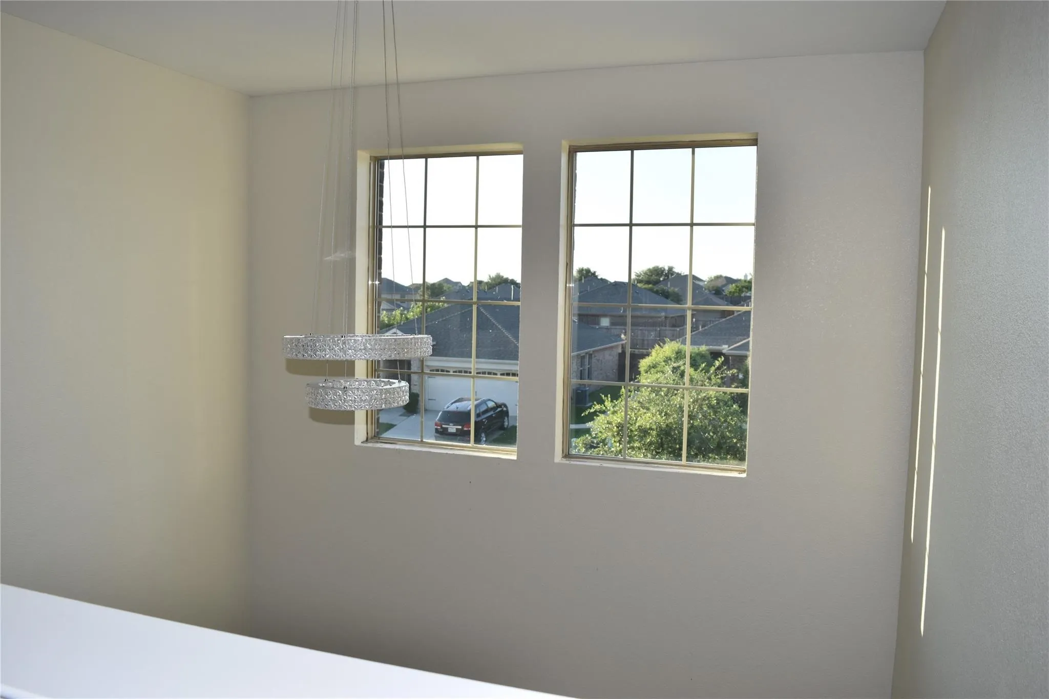 Single Family Residence For Rent in Collin County , 411 Paddock Lane, Celina, Texas 75009, 5 Bedroom, 4 Bathroom, 2 Garage spaces, 2,586 Sqft, built in 2014, mls#21319219, Real Estate Agent in Celina, Homes For Rent in Collin county, Homes For Rent in Celina, Realtor in Celina Texas, Real Estate Brokerage Independent Realty Texas, Luminita Cordes Realtor