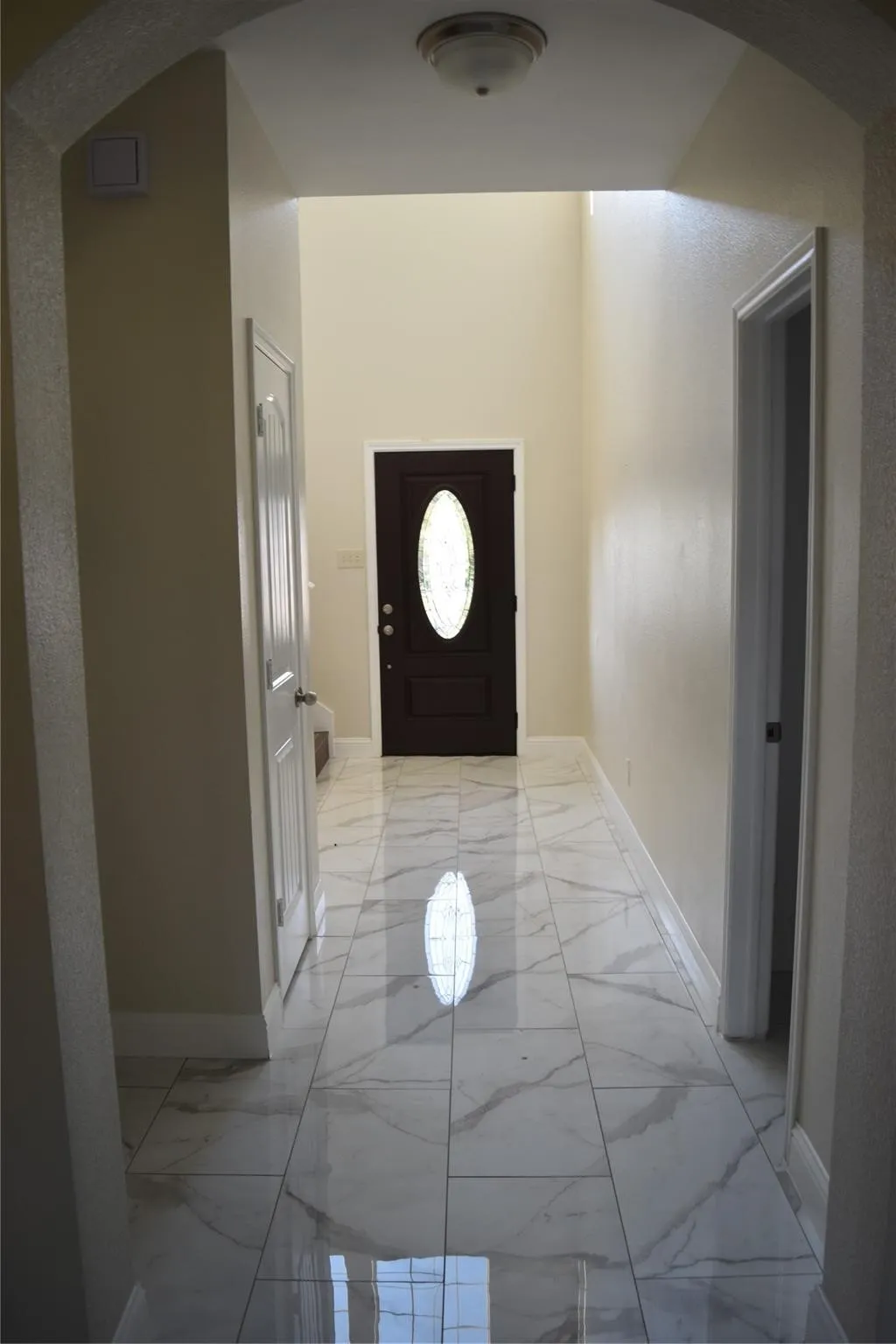 Single Family Residence For Rent in Collin County , 411 Paddock Lane, Celina, Texas 75009, 5 Bedroom, 4 Bathroom, 2 Garage spaces, 2,586 Sqft, built in 2014, mls#21319219, Real Estate Agent in Celina, Homes For Rent in Collin county, Homes For Rent in Celina, Realtor in Celina Texas, Real Estate Brokerage Independent Realty Texas, Luminita Cordes Realtor