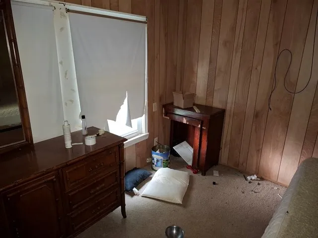 Single Family Residence For Sale in Mc Lennan County , 408 S HARRISON Street, Mc Gregor, Texas 76657, 2 Bedroom, 1 Bathroom, Garage spaces, 990 Sqft, built in 1947, mls#21317930, Real Estate Agent in Mc Gregor, Homes For Sale in Mc Lennan county, Homes For Sale in Mc Gregor, Realtor in Mc Gregor Texas, Real Estate Brokerage Independent Realty Texas, Luminita Cordes Realtor