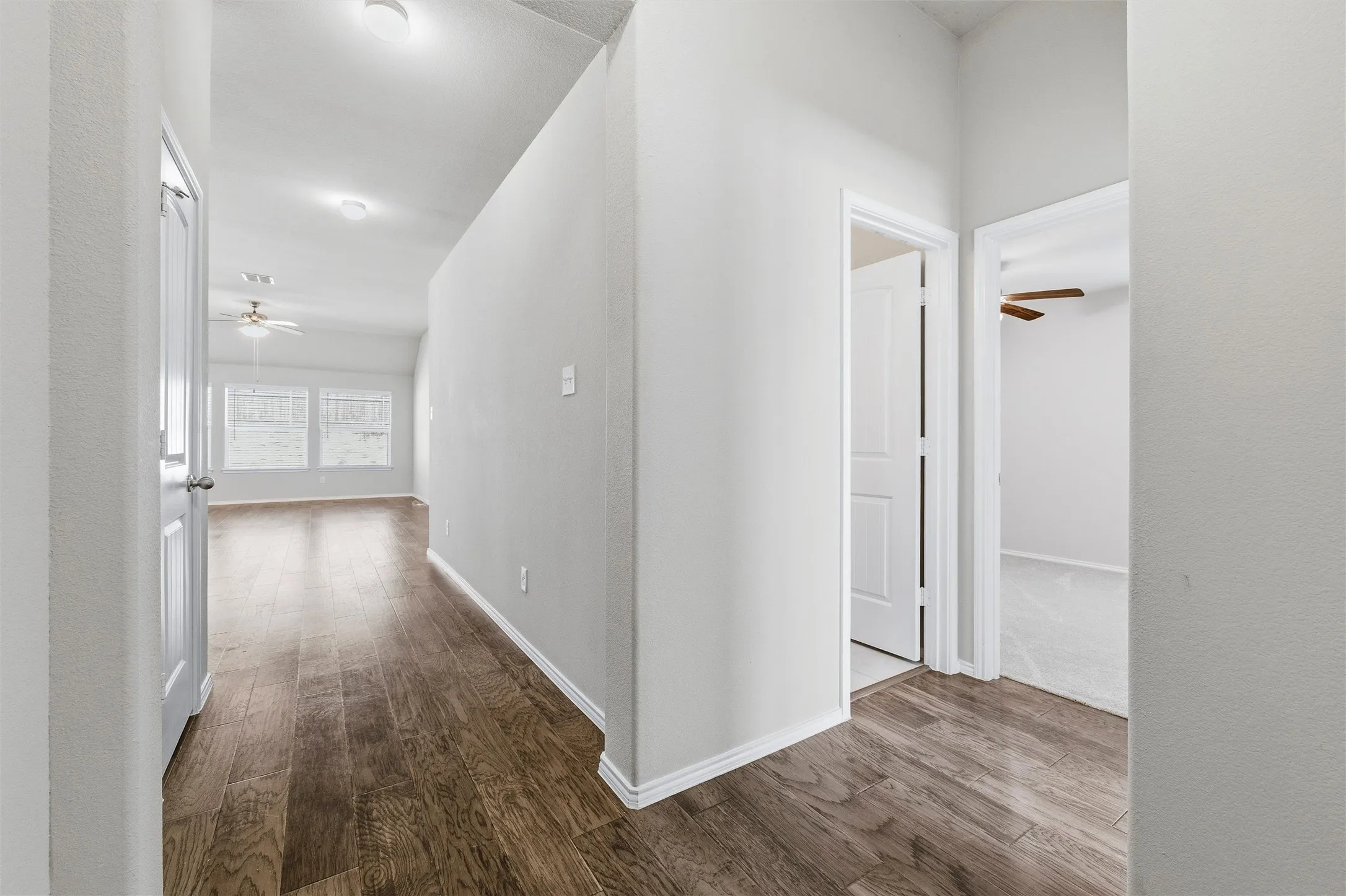 Single Family Residence For Sale in Johnson County , 104 Cadyn Drive, Keene, Texas 76059, 3 Bedroom, 2 Bathroom, 2 Garage spaces, 1,841 Sqft, built in 2021, mls#21319194, Real Estate Agent in Keene, Homes For Sale in Johnson county, Homes For Sale in Keene, Realtor in Keene Texas, Real Estate Brokerage Independent Realty Texas, Luminita Cordes Realtor