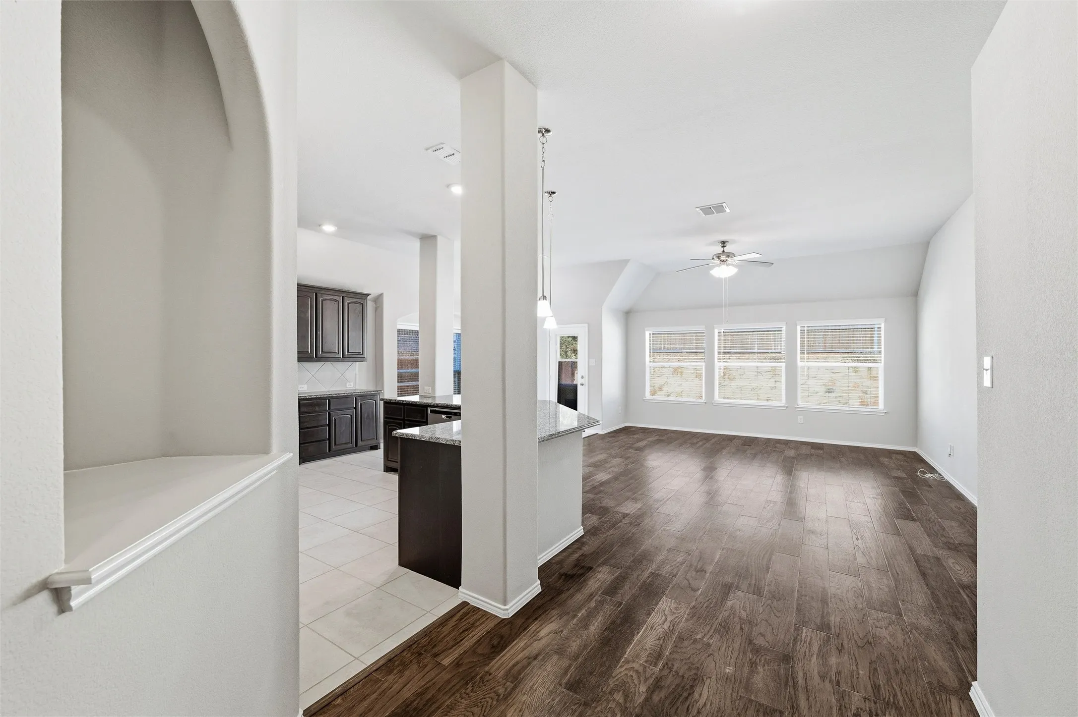 Single Family Residence For Sale in Johnson County , 104 Cadyn Drive, Keene, Texas 76059, 3 Bedroom, 2 Bathroom, 2 Garage spaces, 1,841 Sqft, built in 2021, mls#21319194, Real Estate Agent in Keene, Homes For Sale in Johnson county, Homes For Sale in Keene, Realtor in Keene Texas, Real Estate Brokerage Independent Realty Texas, Luminita Cordes Realtor