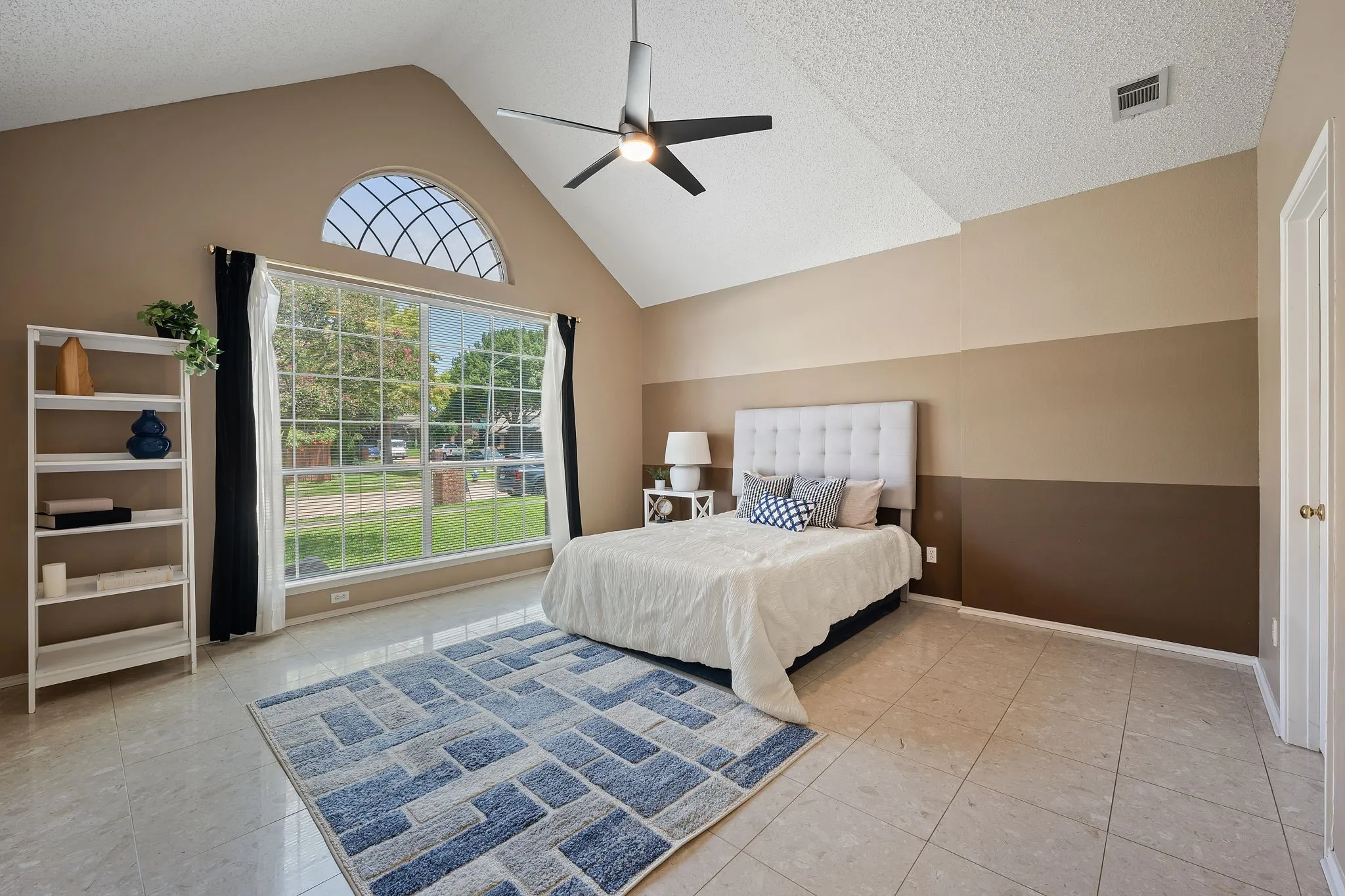 Single Family Residence For Sale in Collin County , 2324 Compton Drive, Plano, Texas 75025, 5 Bedroom, 4 Bathroom, 2 Garage spaces, 3,266 Sqft, built in 1993, mls#21318472, Real Estate Agent in Plano, Homes For Sale in Collin county, Homes For Sale in Plano, Realtor in Plano Texas, Real Estate Brokerage Independent Realty Texas, Luminita Cordes Realtor
