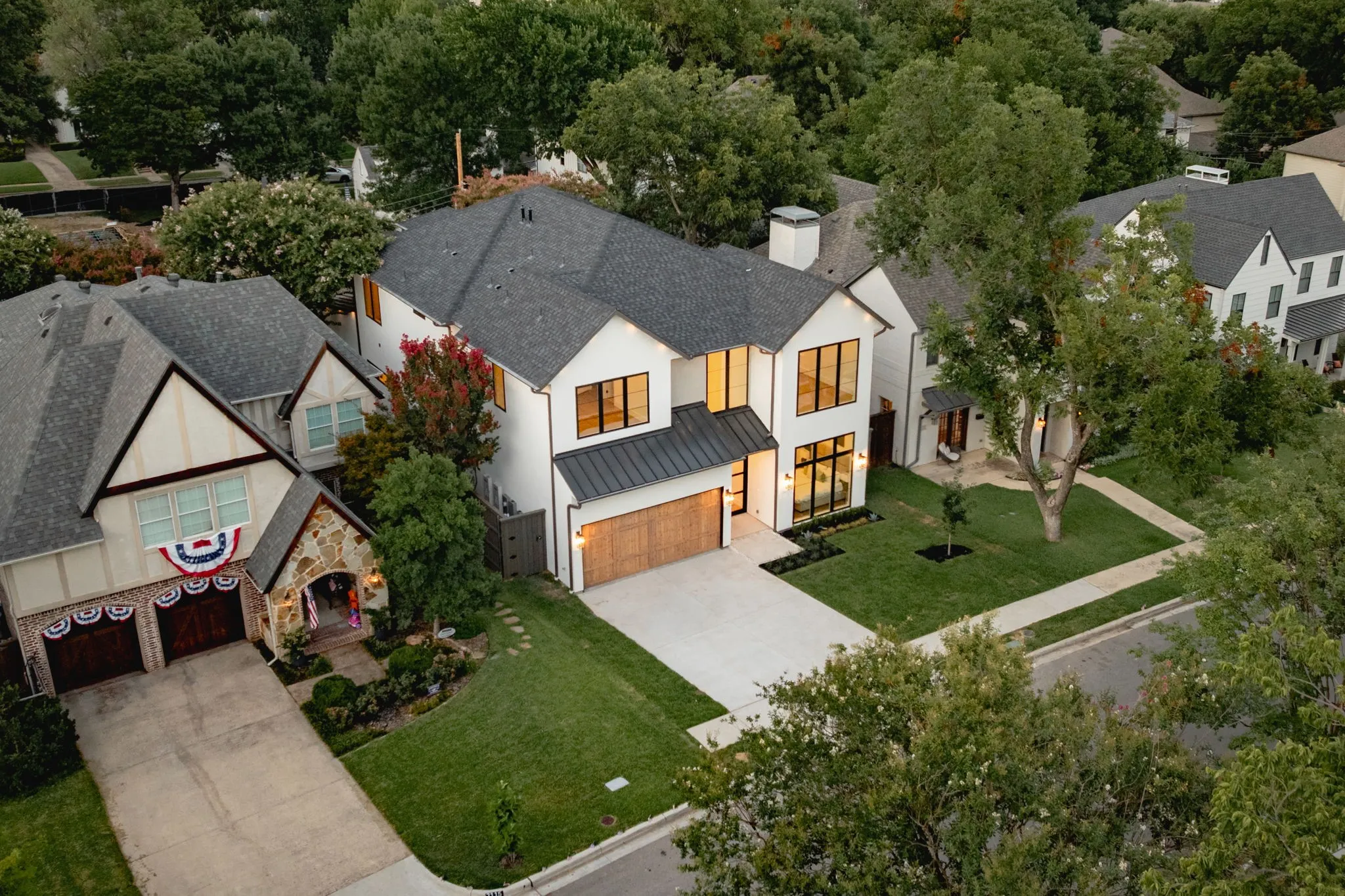 Single Family Residence For Sale in Dallas County , 7119 Coronado Avenue, Dallas, Texas 75214, 5 Bedroom, 7 Bathroom, 2 Garage spaces, 4,816 Sqft, built in 2026, mls#21319238, Real Estate Agent in Dallas, Homes For Sale in Dallas county, Homes For Sale in Dallas, Realtor in Dallas Texas, Real Estate Brokerage Independent Realty Texas, Luminita Cordes Realtor
