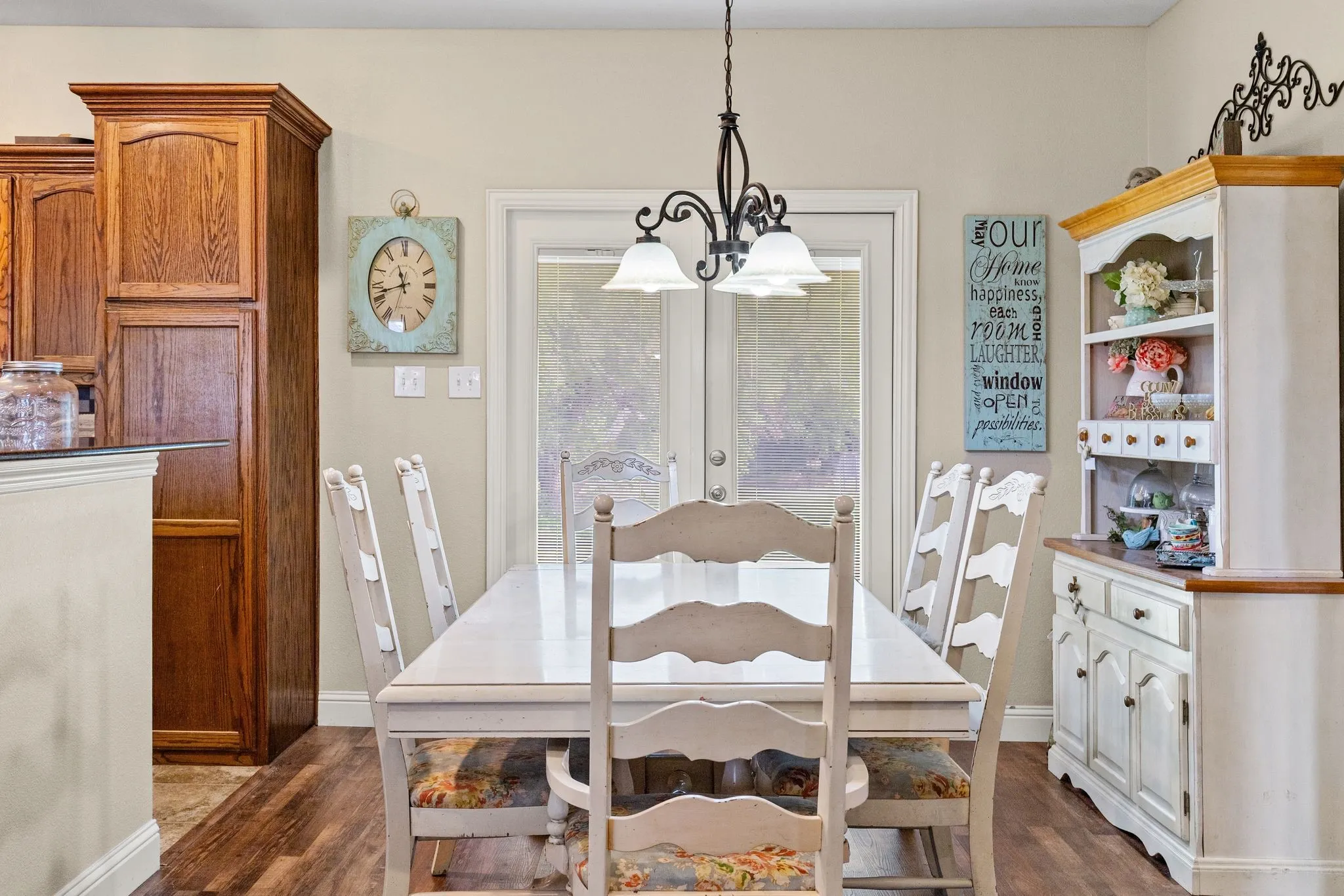 Single Family Residence For Sale in Hunt County , 4168 Fm 3211, Caddo Mills, Texas 75135, 3 Bedroom, 2 Bathroom, 2 Garage spaces, 1,904 Sqft, built in 2007, Price $475,000, mls#21316640, Real Estate Agent in Caddo Mills, Homes For Sale in Hunt county, Homes For Sale in Caddo Mills, Realtor in Caddo Mills Texas, Real Estate Brokerage Independent Realty Texas, Luminita Cordes Realtor