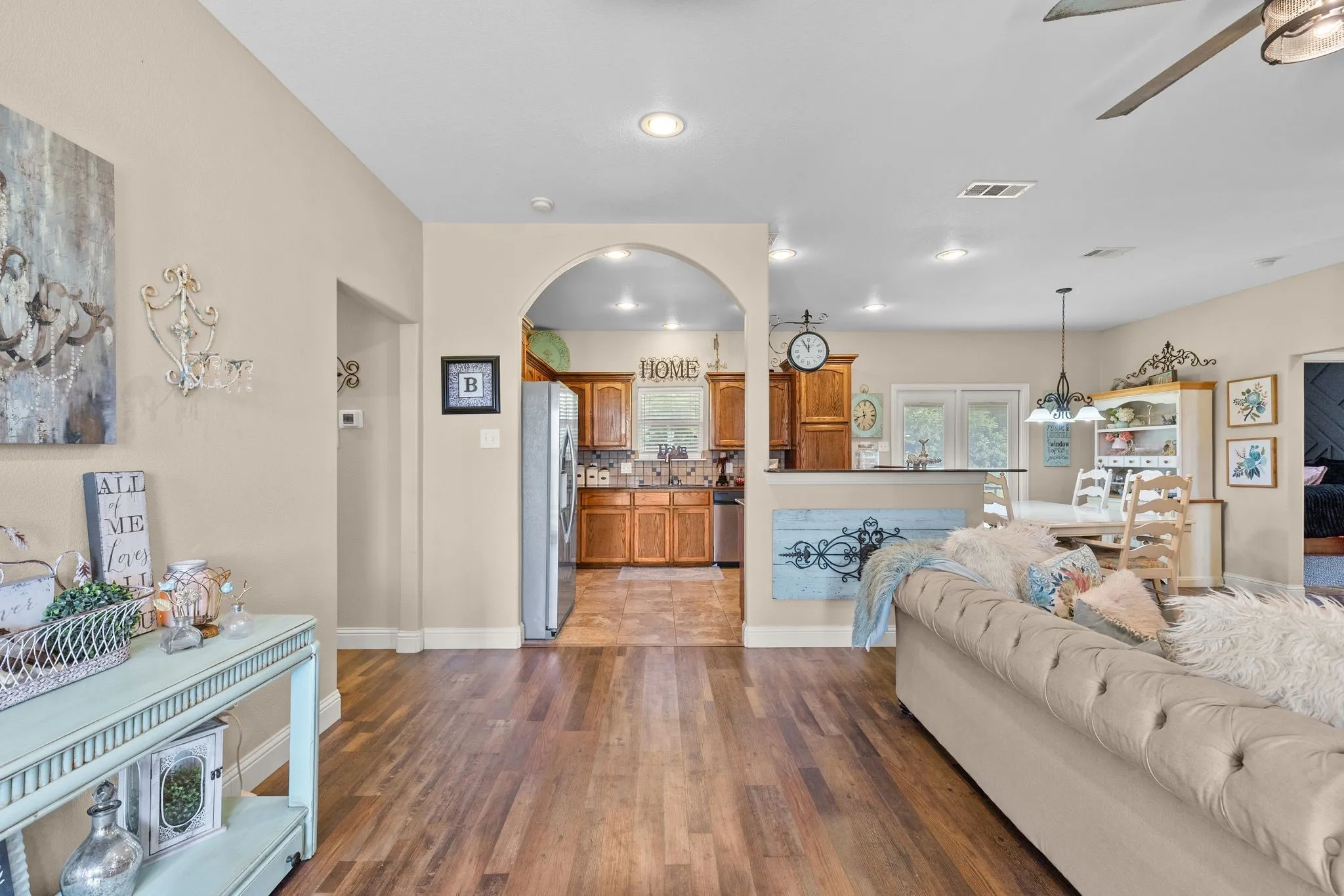 Single Family Residence For Sale in Hunt County , 4168 Fm 3211, Caddo Mills, Texas 75135, 3 Bedroom, 2 Bathroom, 2 Garage spaces, 1,904 Sqft, built in 2007, Price $475,000, mls#21316640, Real Estate Agent in Caddo Mills, Homes For Sale in Hunt county, Homes For Sale in Caddo Mills, Realtor in Caddo Mills Texas, Real Estate Brokerage Independent Realty Texas, Luminita Cordes Realtor