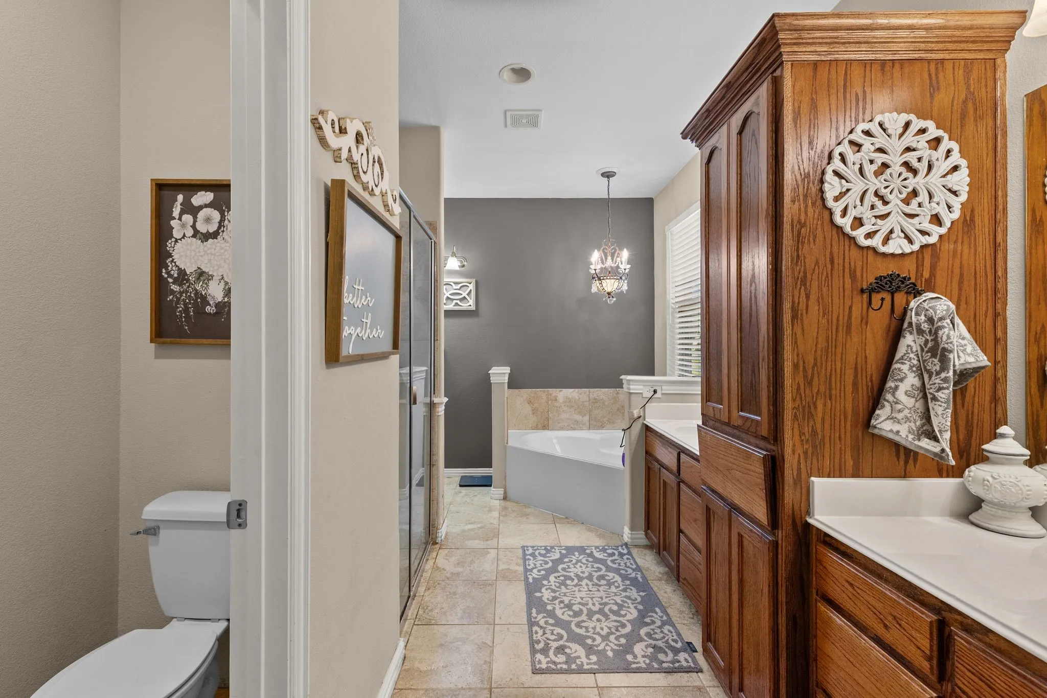 Single Family Residence For Sale in Hunt County , 4168 Fm 3211, Caddo Mills, Texas 75135, 3 Bedroom, 2 Bathroom, 2 Garage spaces, 1,904 Sqft, built in 2007, Price $475,000, mls#21316640, Real Estate Agent in Caddo Mills, Homes For Sale in Hunt county, Homes For Sale in Caddo Mills, Realtor in Caddo Mills Texas, Real Estate Brokerage Independent Realty Texas, Luminita Cordes Realtor