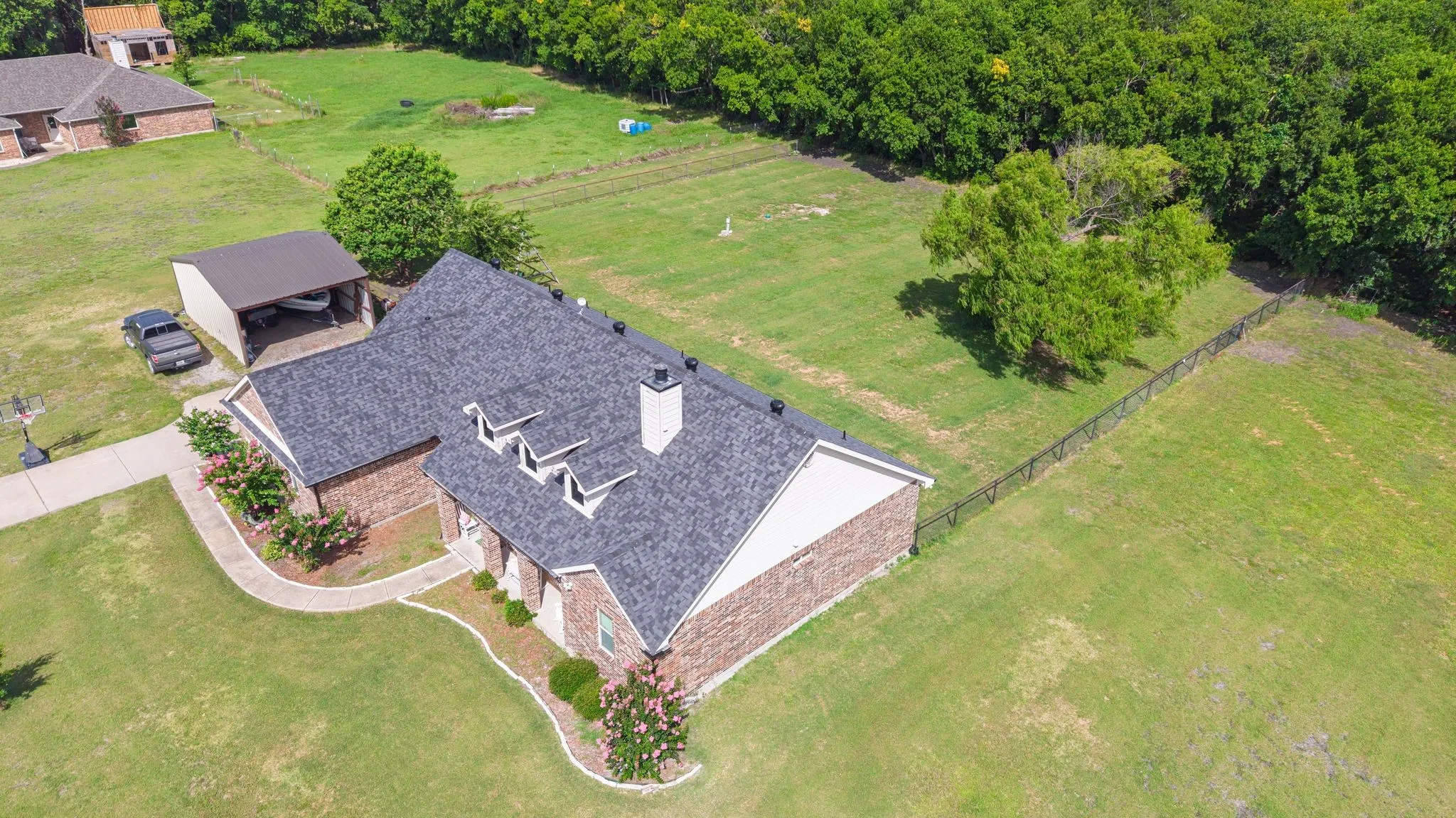 Single Family Residence For Sale in Hunt County , 4168 Fm 3211, Caddo Mills, Texas 75135, 3 Bedroom, 2 Bathroom, 2 Garage spaces, 1,904 Sqft, built in 2007, Price $475,000, mls#21316640, Real Estate Agent in Caddo Mills, Homes For Sale in Hunt county, Homes For Sale in Caddo Mills, Realtor in Caddo Mills Texas, Real Estate Brokerage Independent Realty Texas, Luminita Cordes Realtor