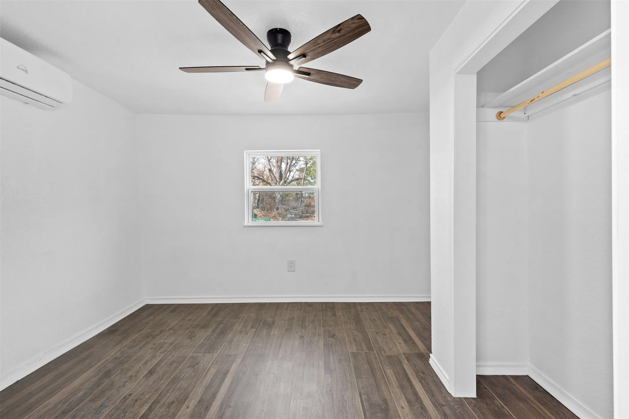 Duplex For Rent in Tarrant County , 5349 Northridge Boulevard, North Richland Hills, Texas 76180, 3 Bedroom, 2 Bathroom, Garage spaces, 1,175 Sqft, built in 1984, mls#21319250, Real Estate Agent in North Richland Hills, Homes For Rent in Tarrant county, Homes For Rent in North Richland Hills, Realtor in North Richland Hills Texas, Real Estate Brokerage Independent Realty Texas, Luminita Cordes Realtor