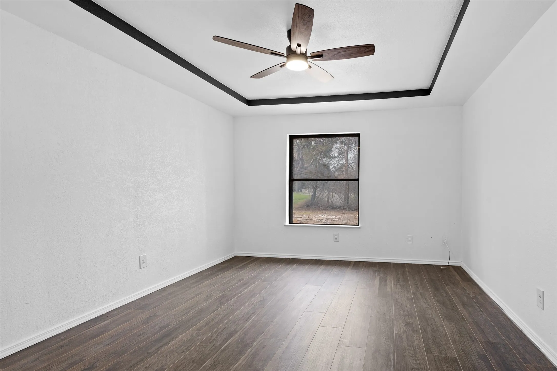 Duplex For Rent in Tarrant County , 5349 Northridge Boulevard, North Richland Hills, Texas 76180, 3 Bedroom, 2 Bathroom, Garage spaces, 1,175 Sqft, built in 1984, mls#21319250, Real Estate Agent in North Richland Hills, Homes For Rent in Tarrant county, Homes For Rent in North Richland Hills, Realtor in North Richland Hills Texas, Real Estate Brokerage Independent Realty Texas, Luminita Cordes Realtor