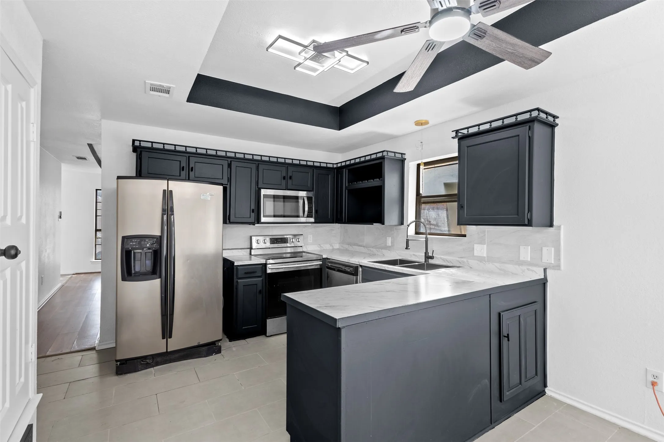 Duplex For Rent in Tarrant County , 5349 Northridge Boulevard, North Richland Hills, Texas 76180, 3 Bedroom, 2 Bathroom, Garage spaces, 1,175 Sqft, built in 1984, mls#21319250, Real Estate Agent in North Richland Hills, Homes For Rent in Tarrant county, Homes For Rent in North Richland Hills, Realtor in North Richland Hills Texas, Real Estate Brokerage Independent Realty Texas, Luminita Cordes Realtor