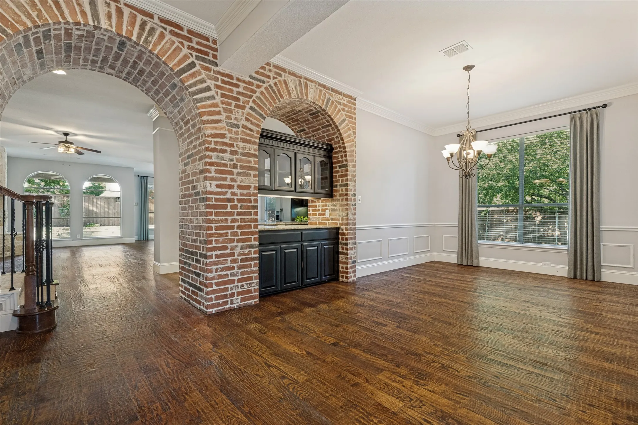 Single Family Residence For Sale in Denton County , 5203 Cree Drive, Frisco, Texas 75034, 4 Bedroom, 4 Bathroom, 2 Garage spaces, 4,236 Sqft, built in 2004, mls#21319255, Real Estate Agent in Frisco, Homes For Sale in Denton county, Homes For Sale in Frisco, Realtor in Frisco Texas, Real Estate Brokerage Independent Realty Texas, Luminita Cordes Realtor
